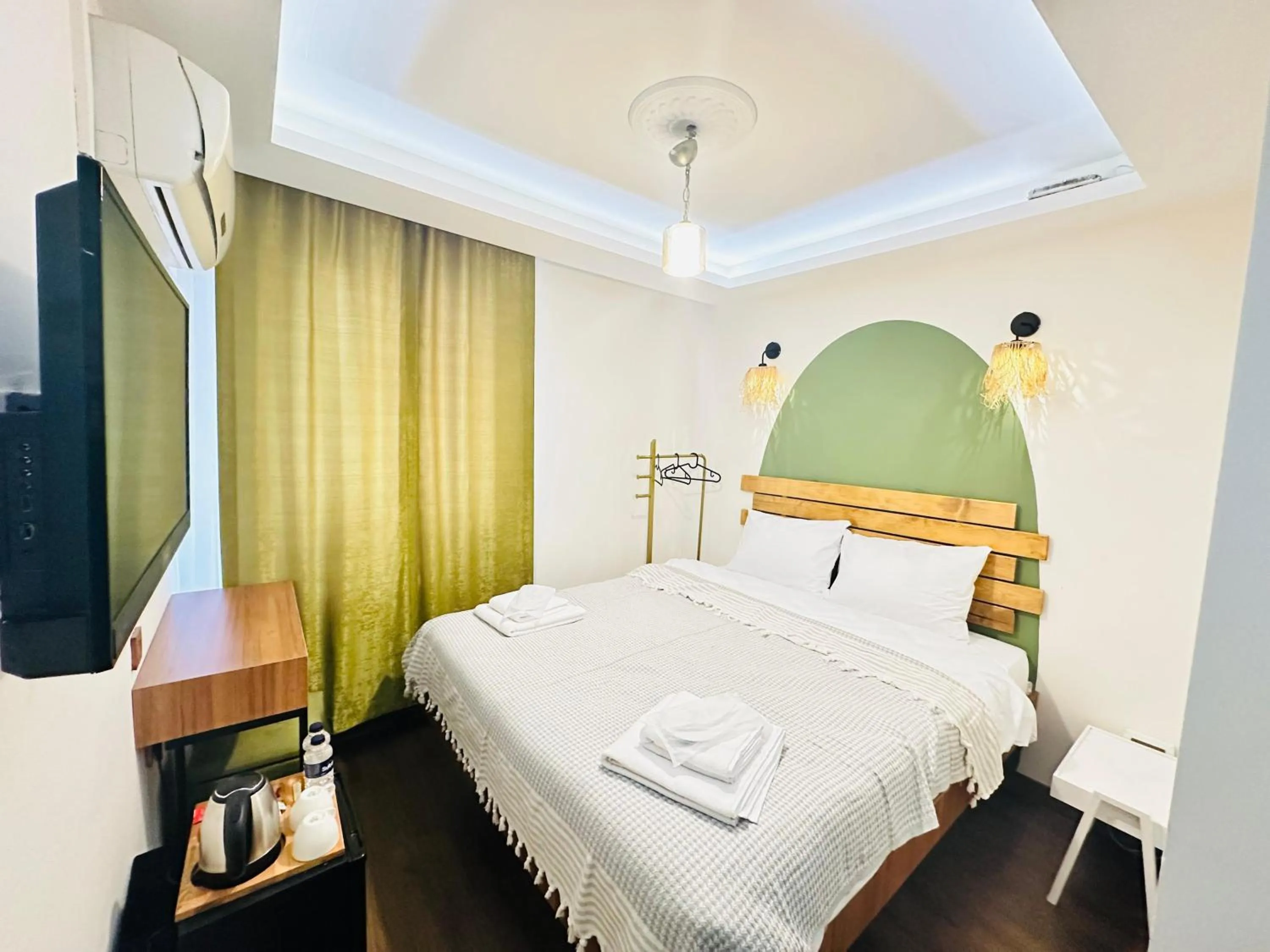 Bed in Malakat Istanbul Hotel & Spa