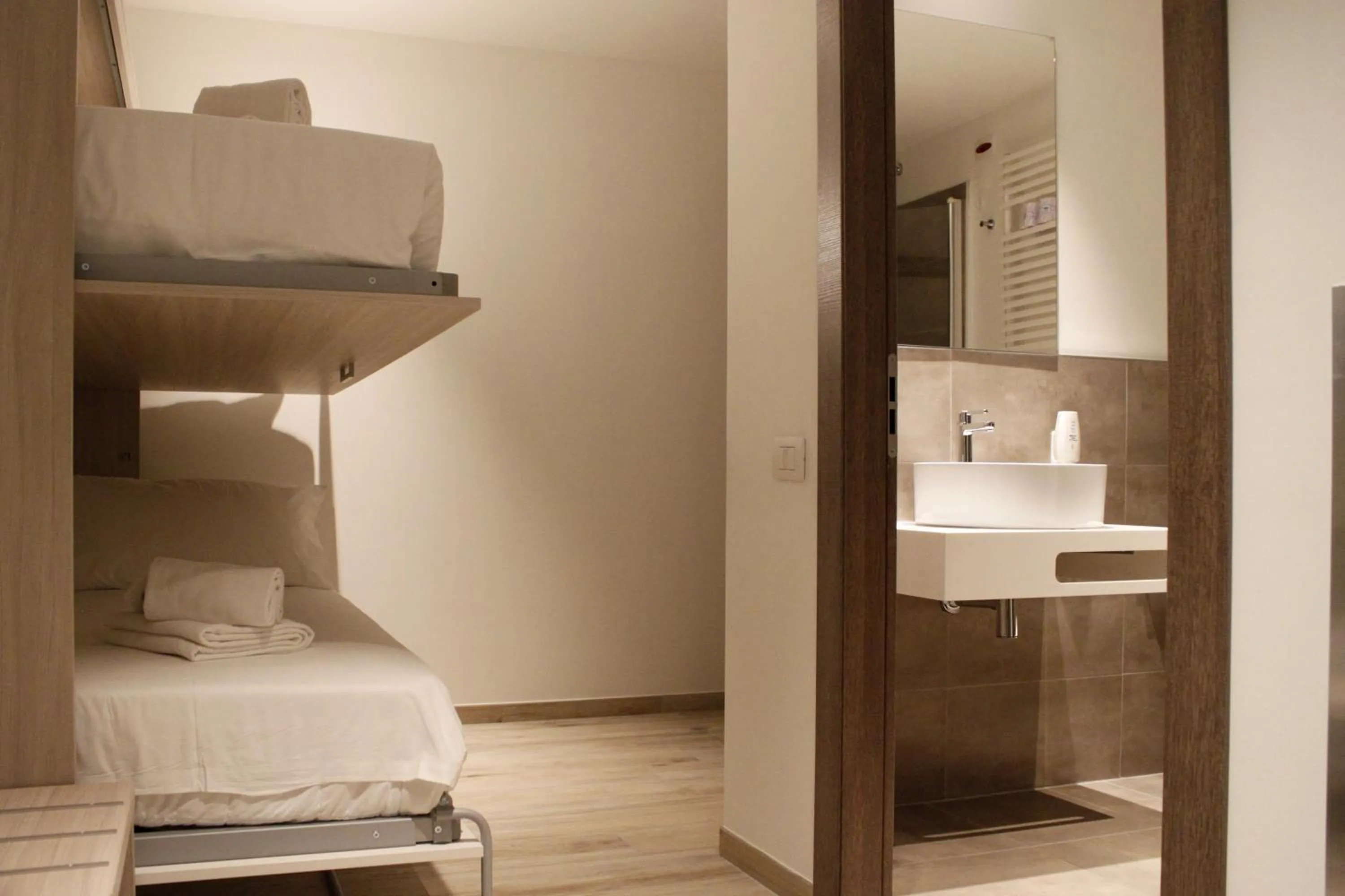 Bathroom, Bed in Best Quality Hotel Politecnico