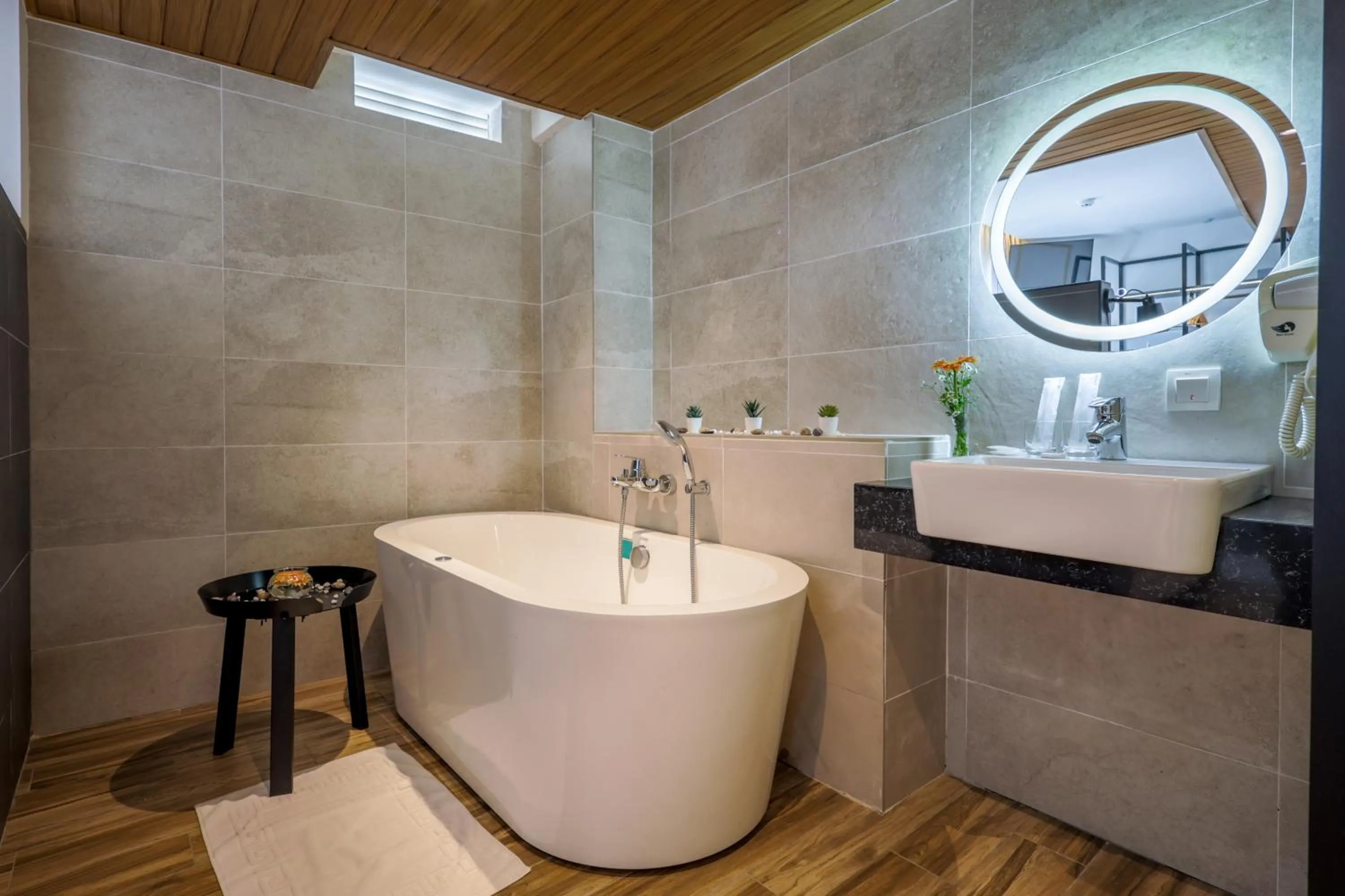 Bathroom in Santa Grand Classic Kuala Lumpur, Chinatown