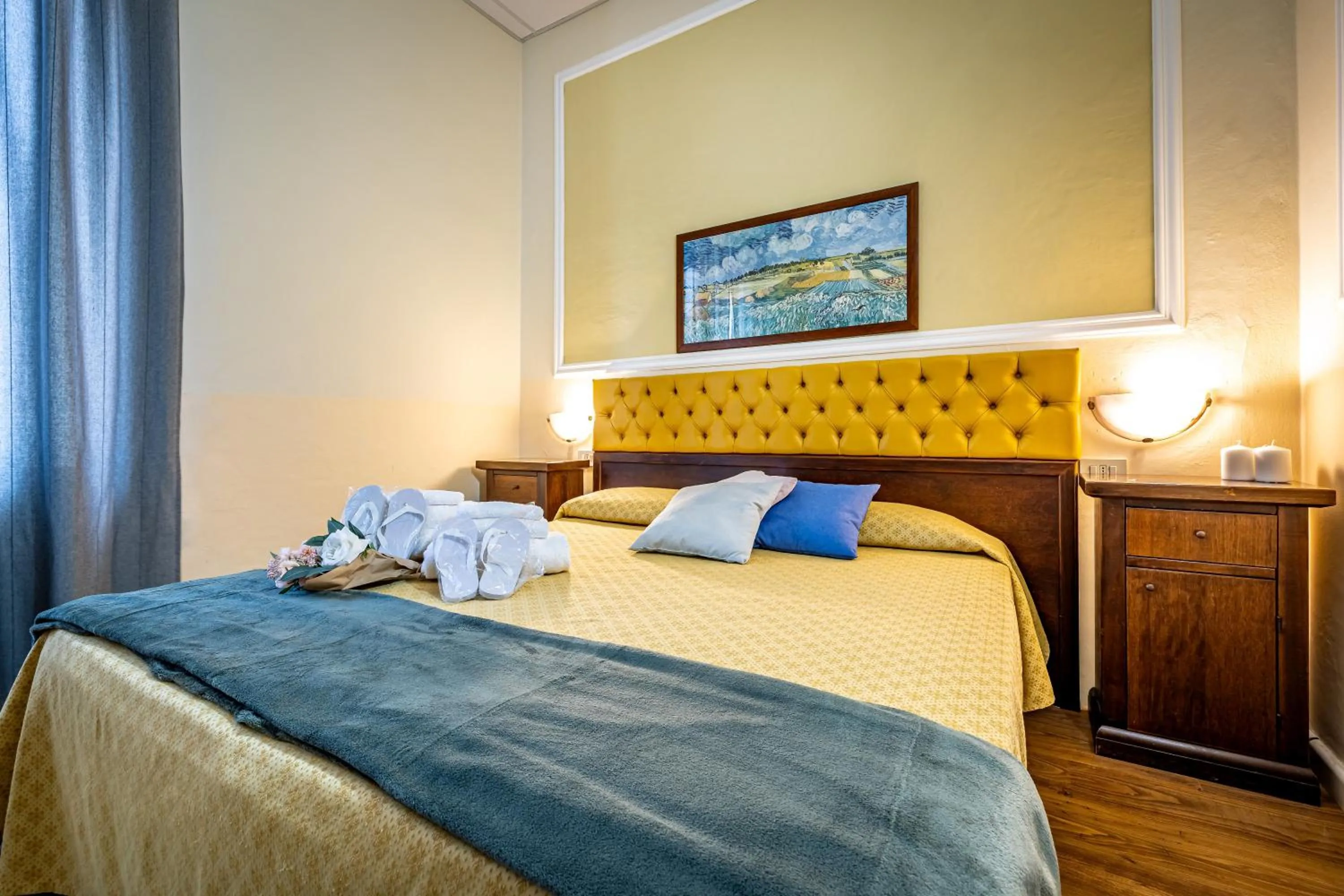 Bed in Hotel Minerva