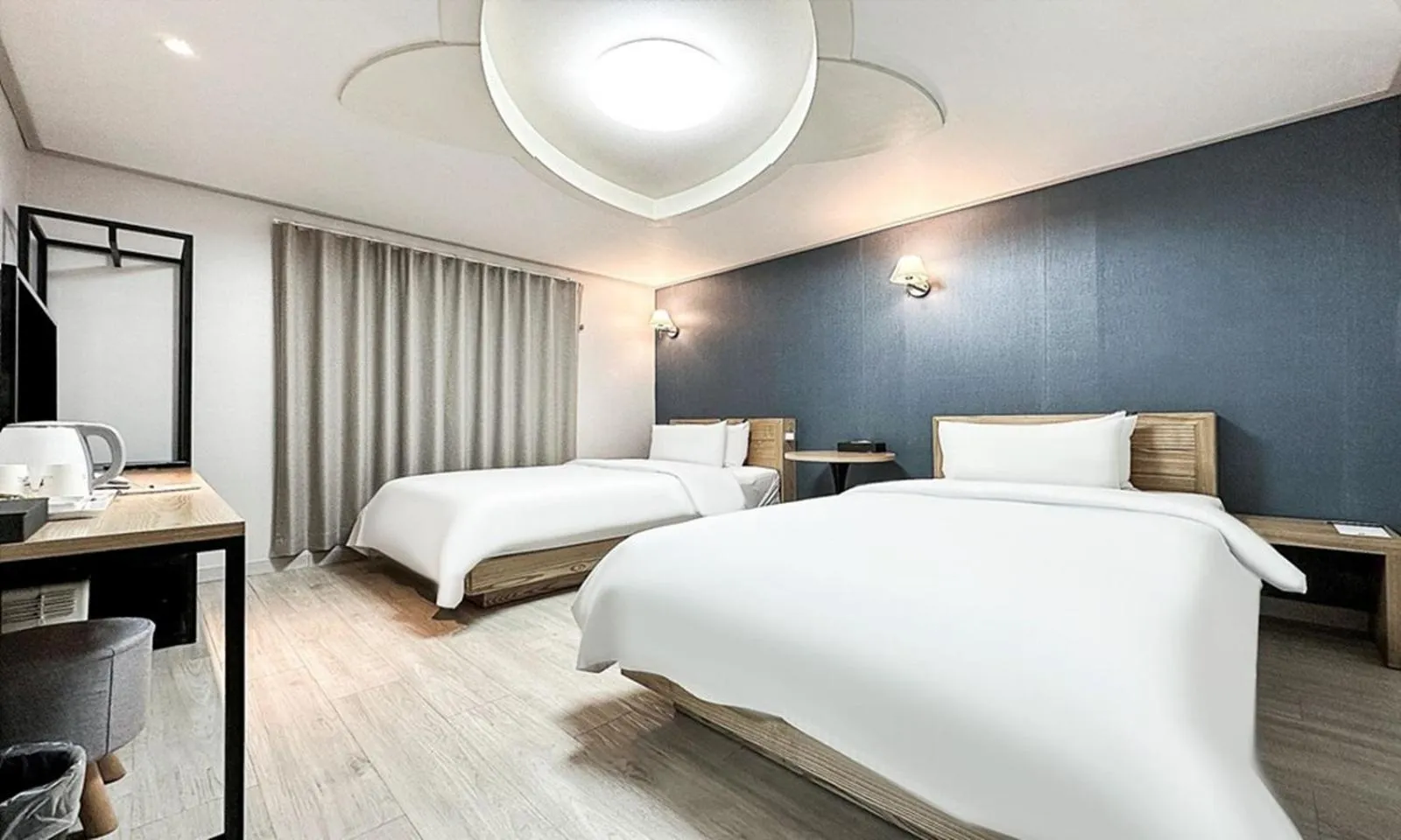 Bed in Gumi time hotel