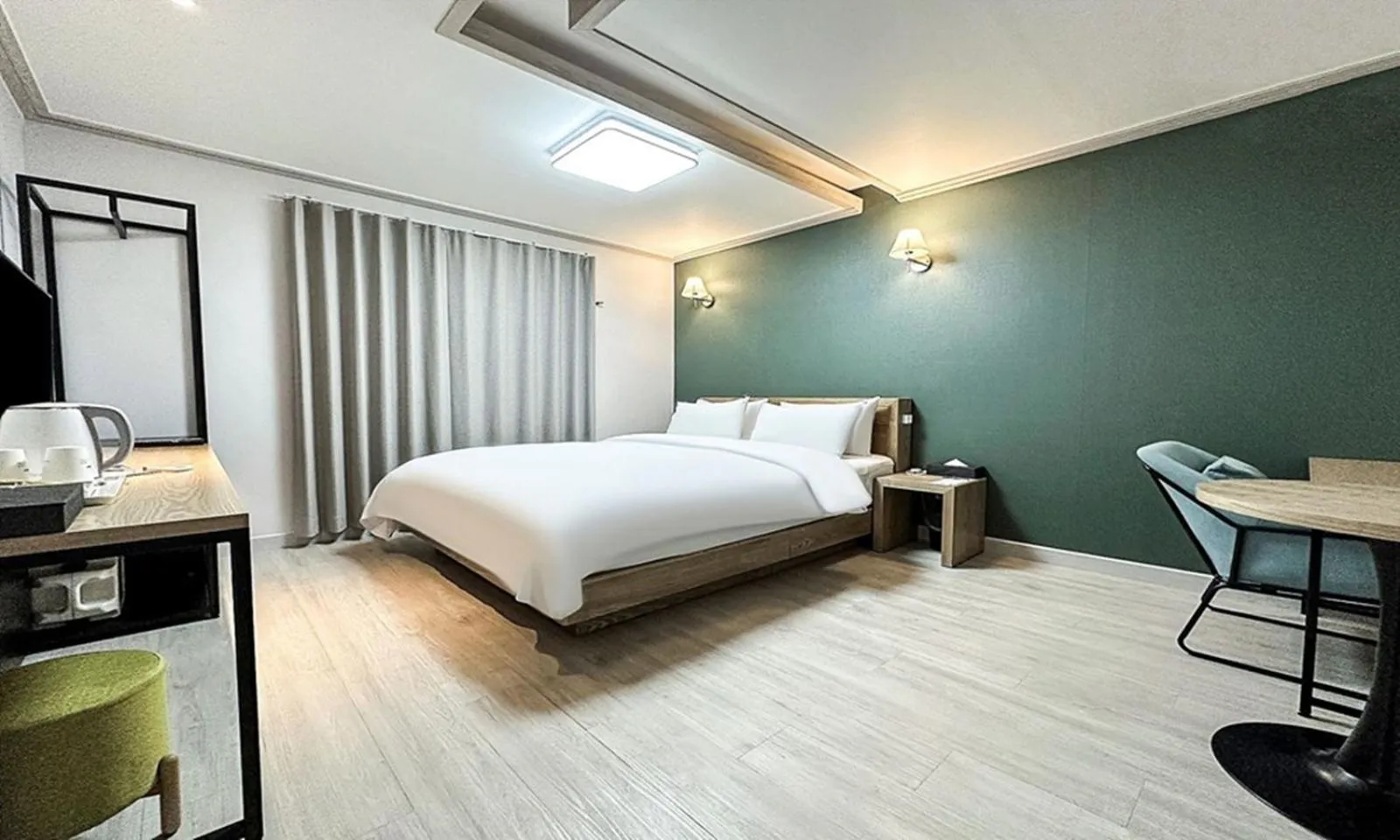 Bed in Gumi time hotel