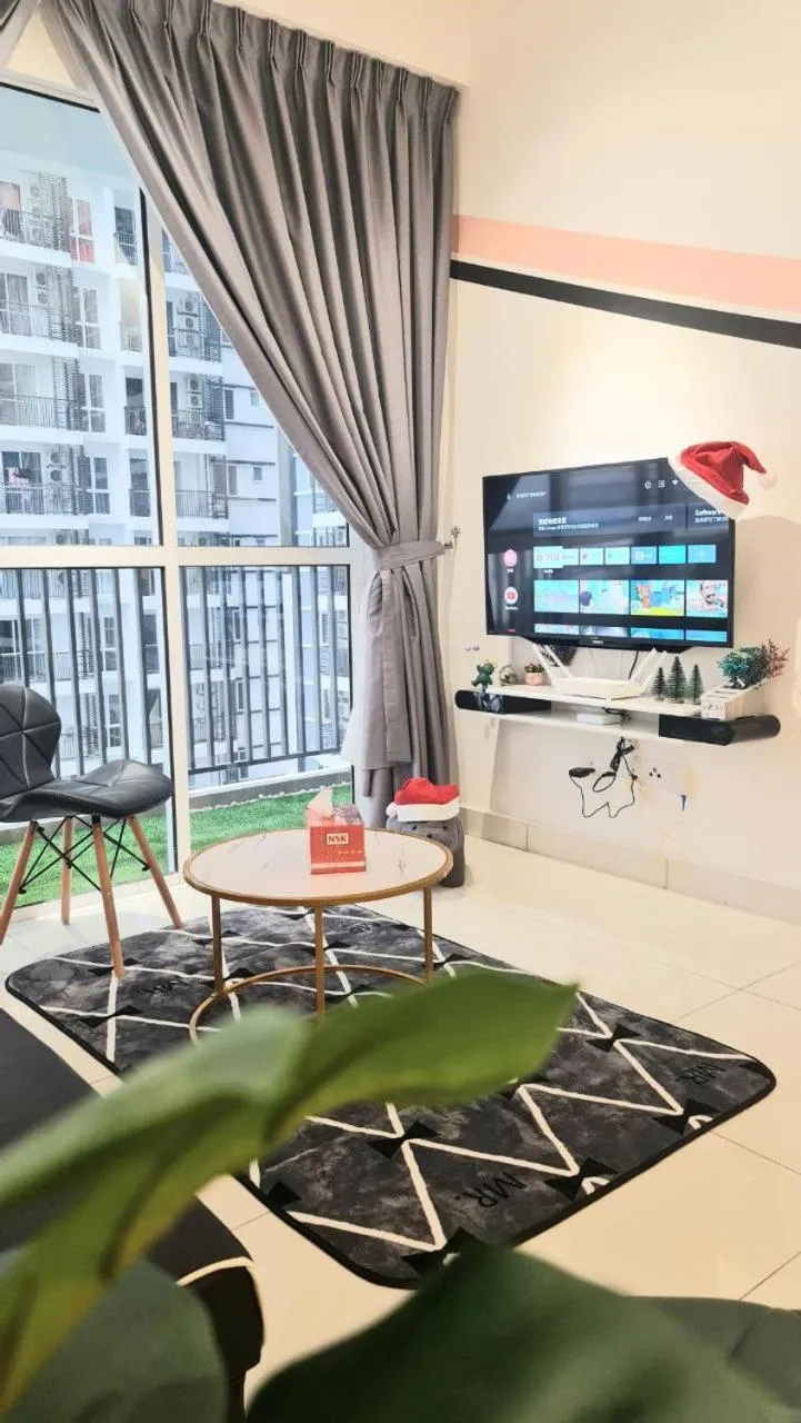 Communal lounge/ TV room in Shoppingmall condo sri petaling, Near Bukit jalil 1