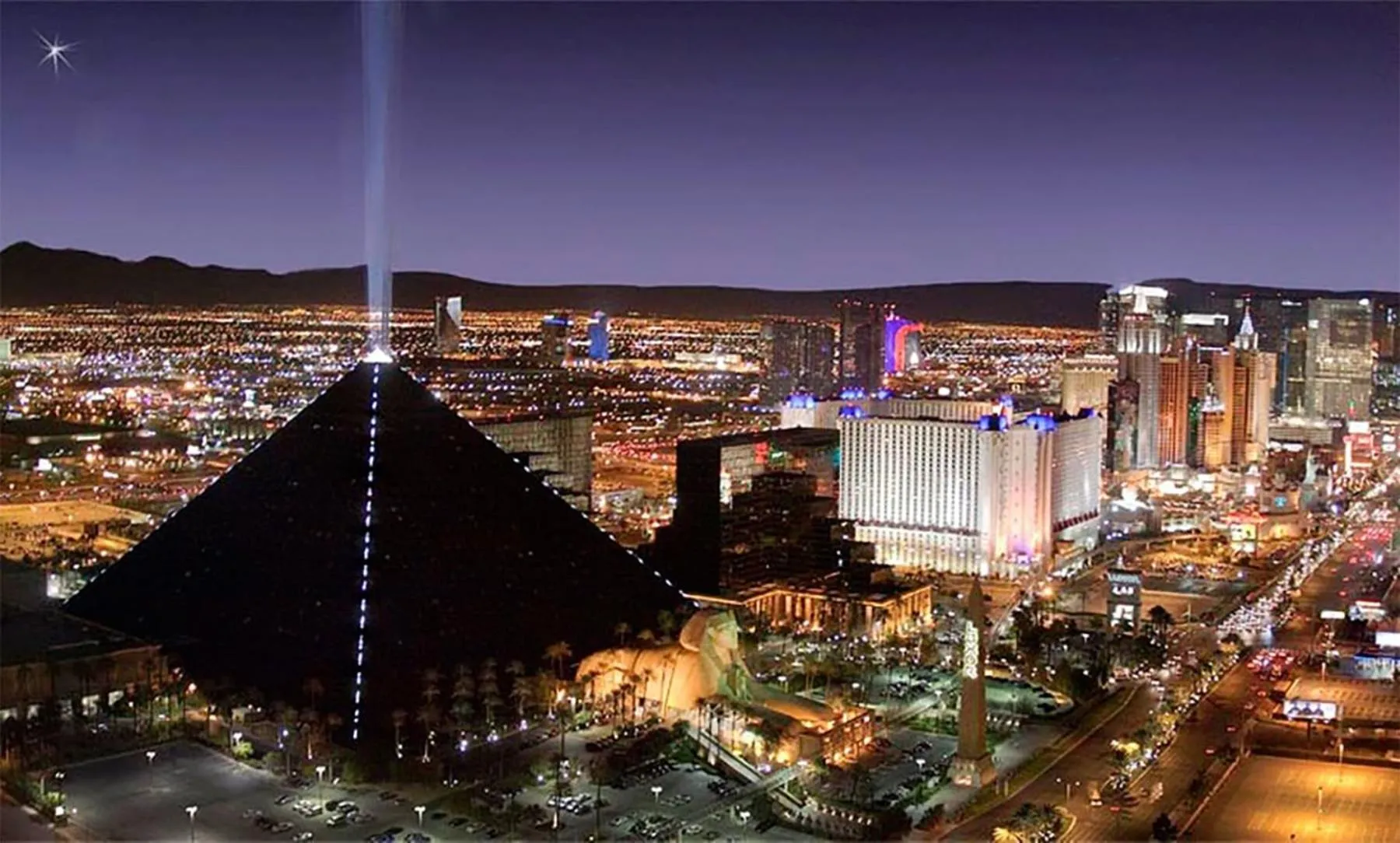 Night in Buddha Mansion Luxury Resort - 8BR Modern, HotTub, Huge pool, Sauna, BBQ grill, Game Room