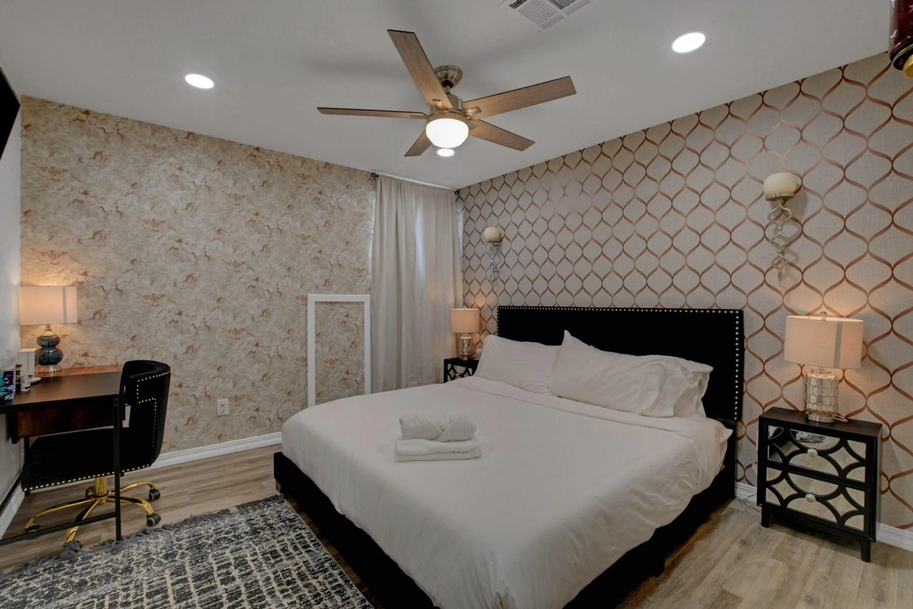 Bed in Buddha Mansion Luxury Resort - 8BR Modern, HotTub, Huge pool, Sauna, BBQ grill, Game Room