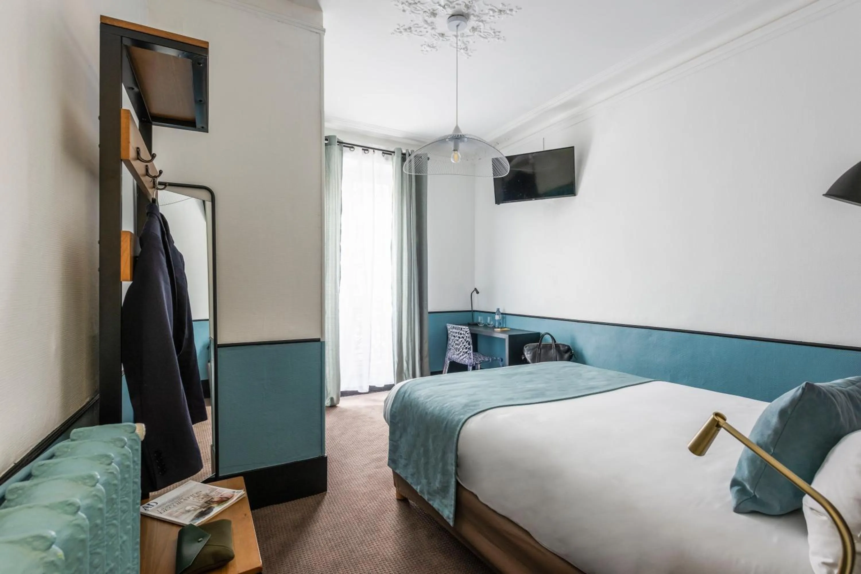 Bed in Lennon by Avalon Hotel Paris Gare du Nord