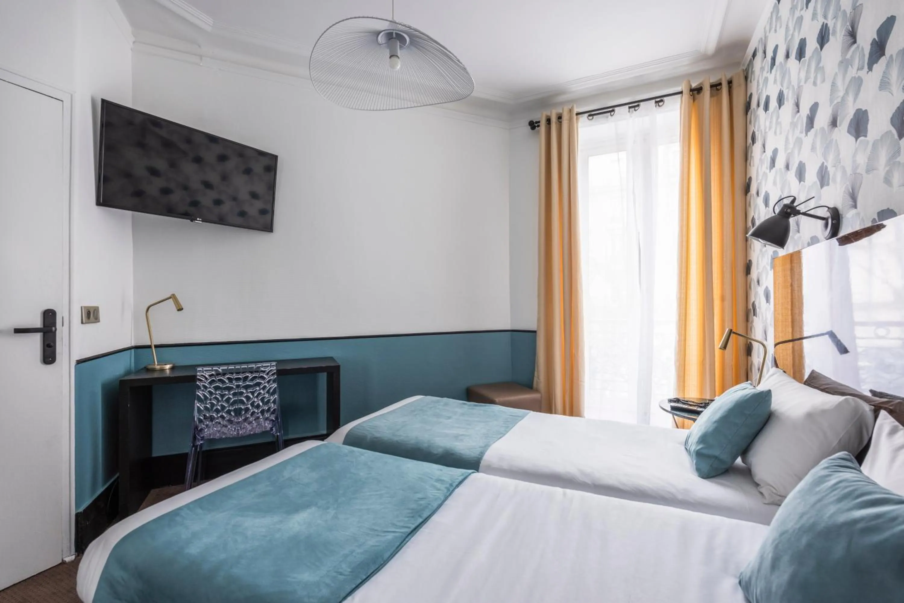 Bed in Lennon by Avalon Hotel Paris Gare du Nord
