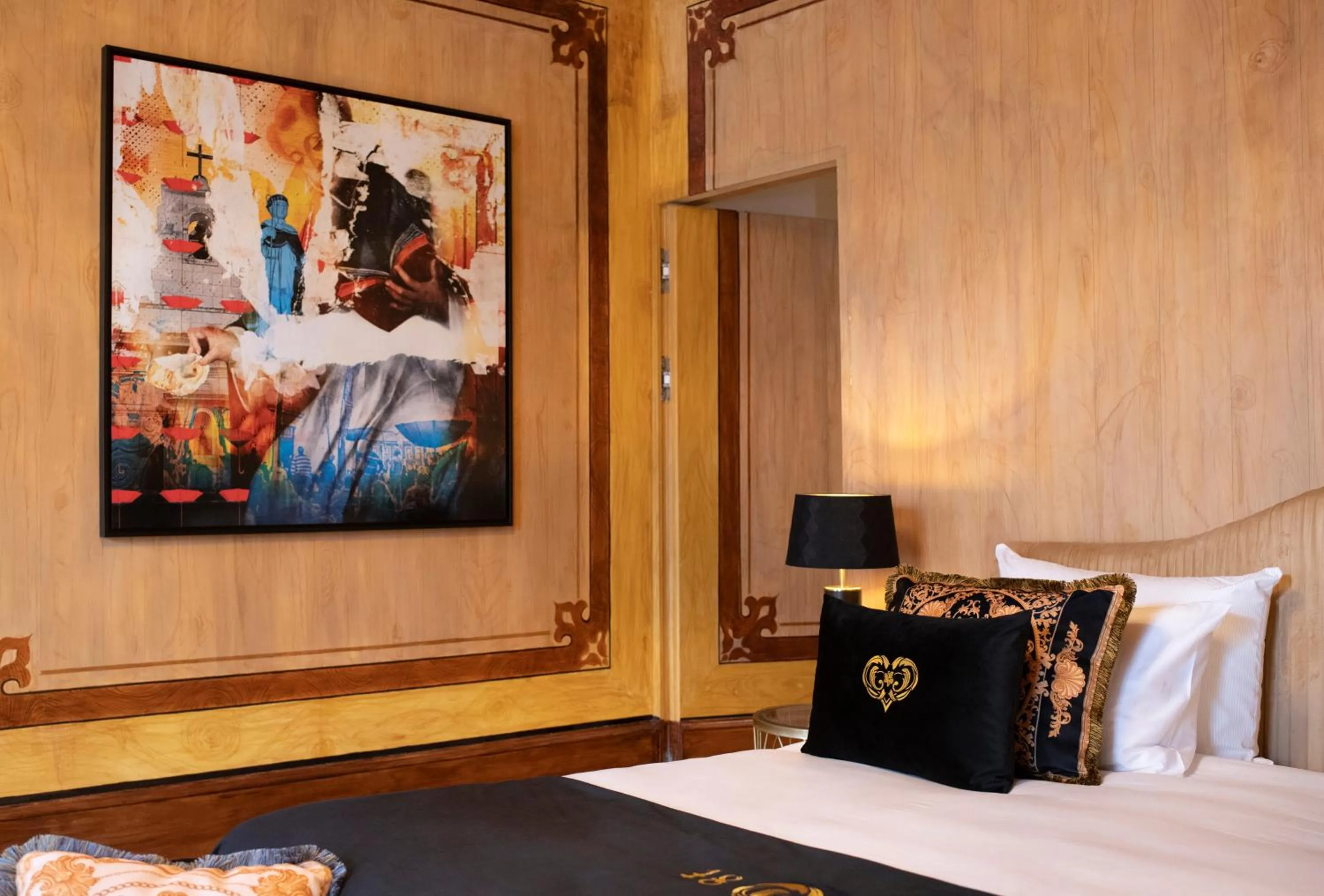 Bed in 1877 Estrela Palace