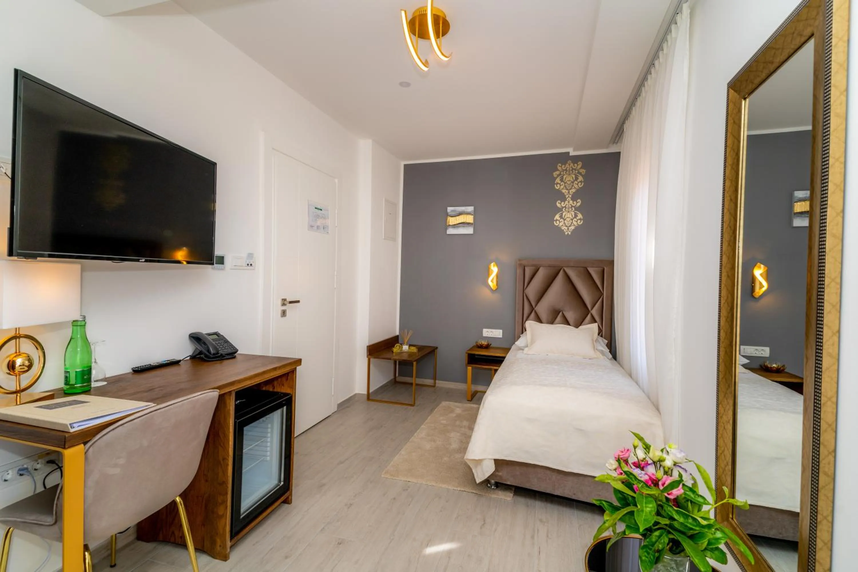 Bed in Heritage Hotel Stypia