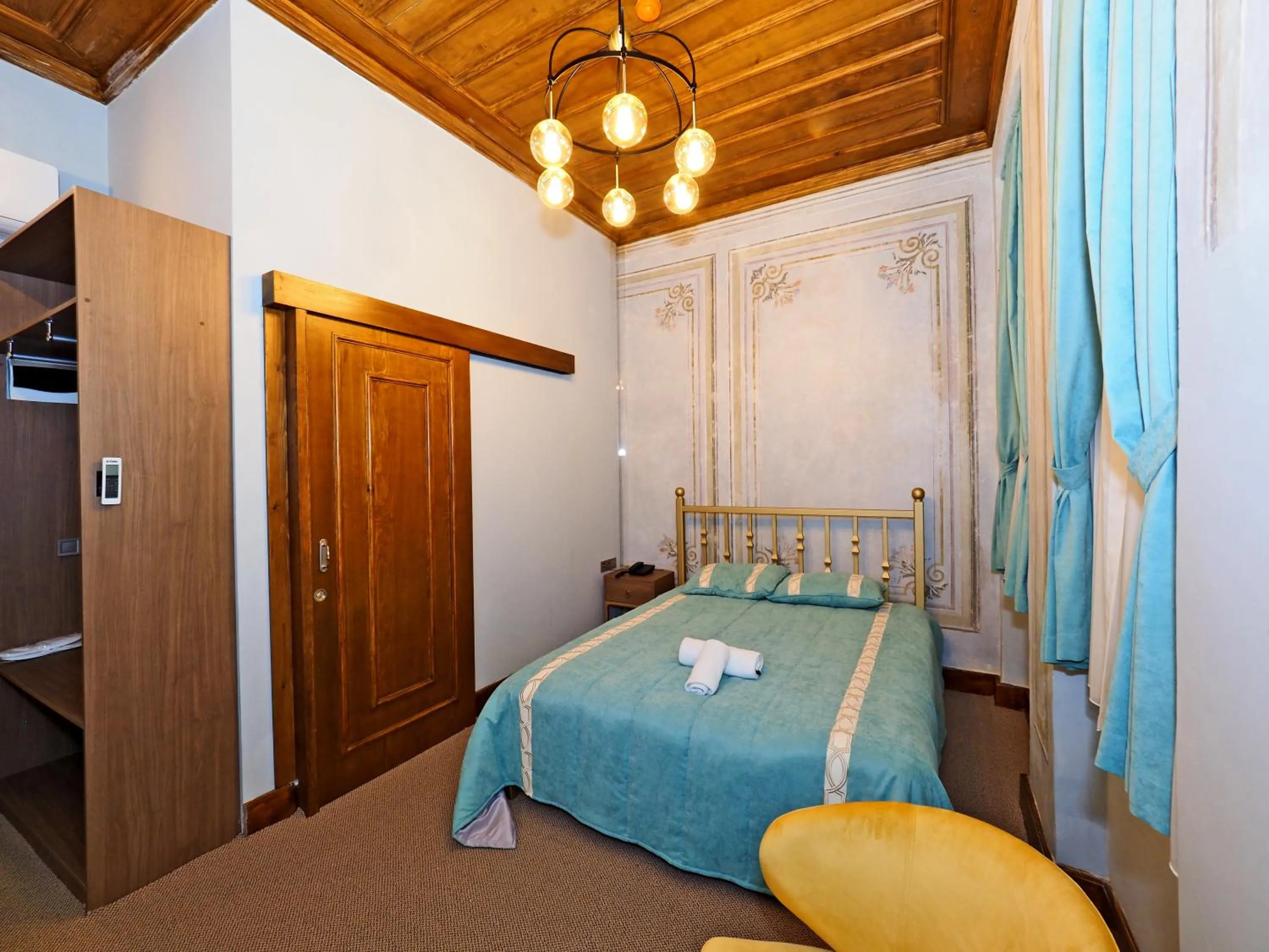 Bed in Taksim Estane Butik Otel