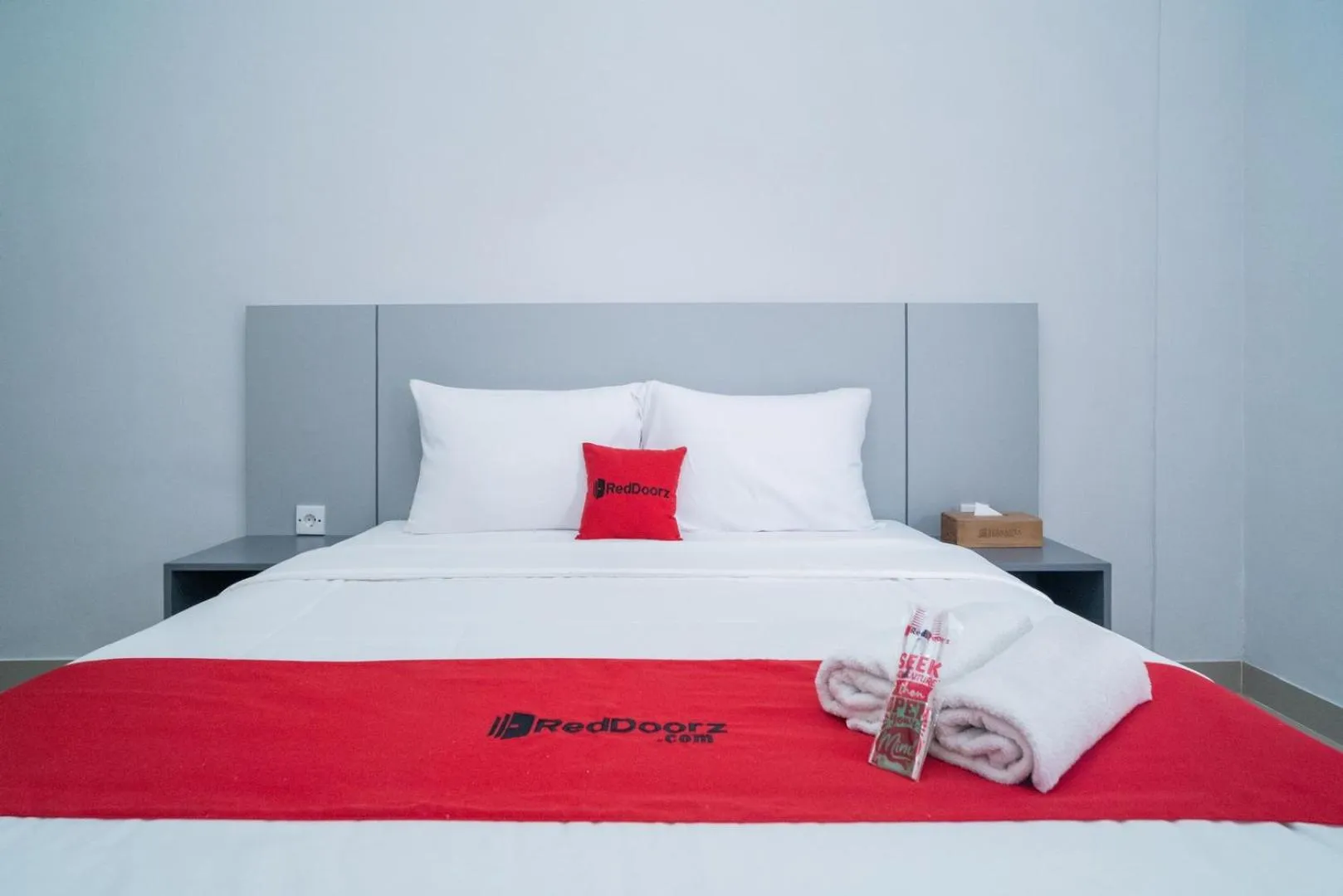 RedDoorz @ Jalan Gunung Talang Mahendradatta