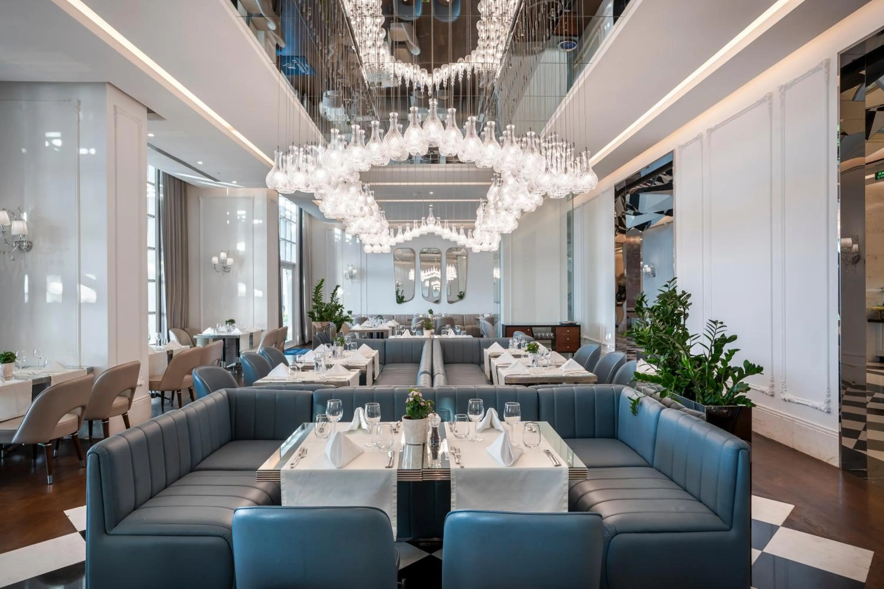 Restaurant/places to eat in Kaya Palazzo Resort & Casino