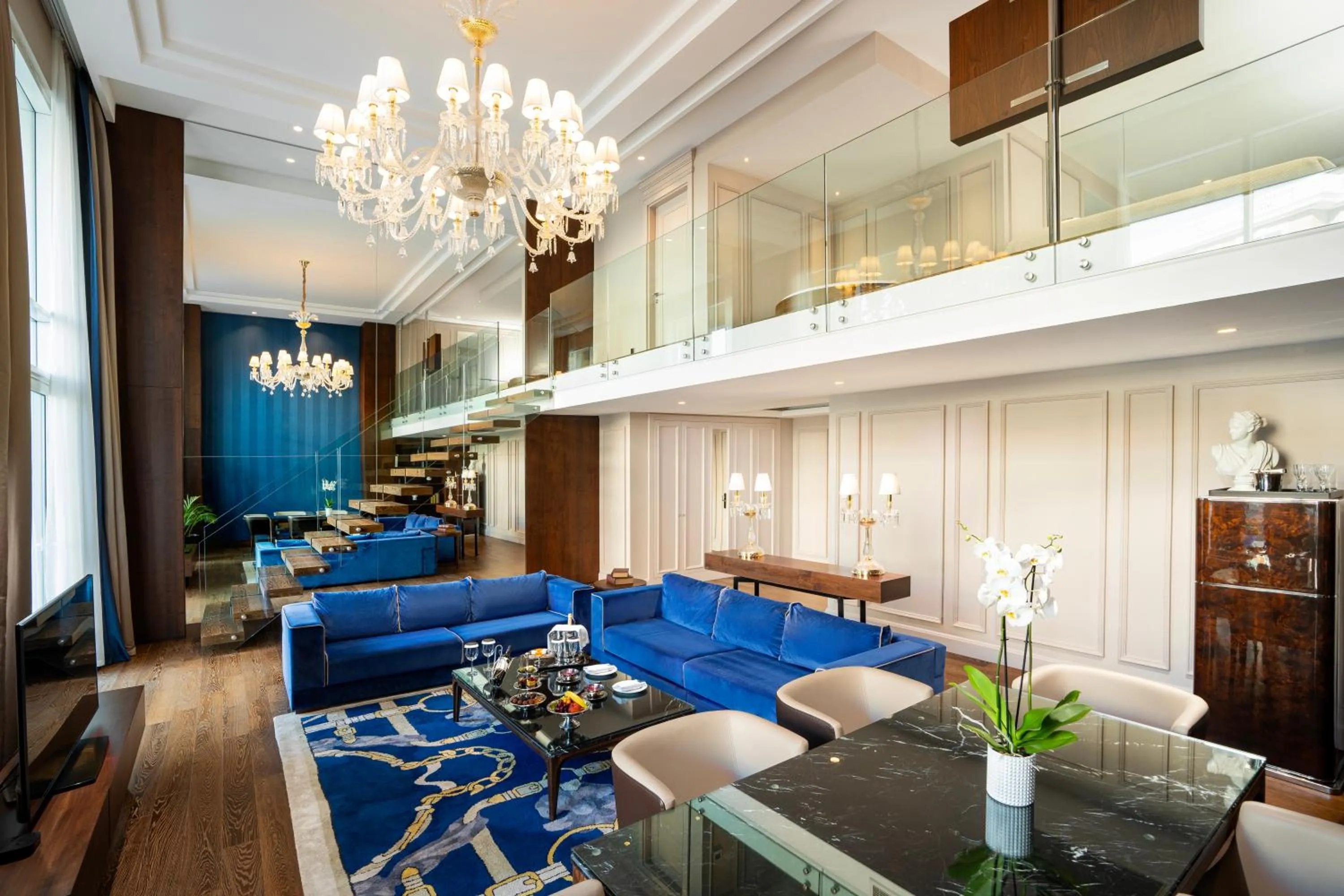 Living room in Kaya Palazzo Resort & Casino