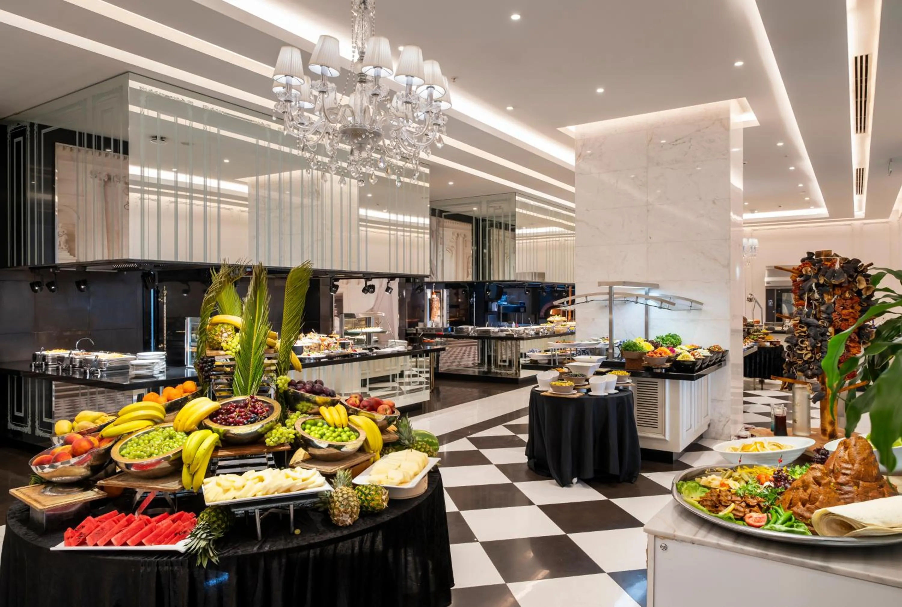 Restaurant/places to eat in Kaya Palazzo Resort & Casino
