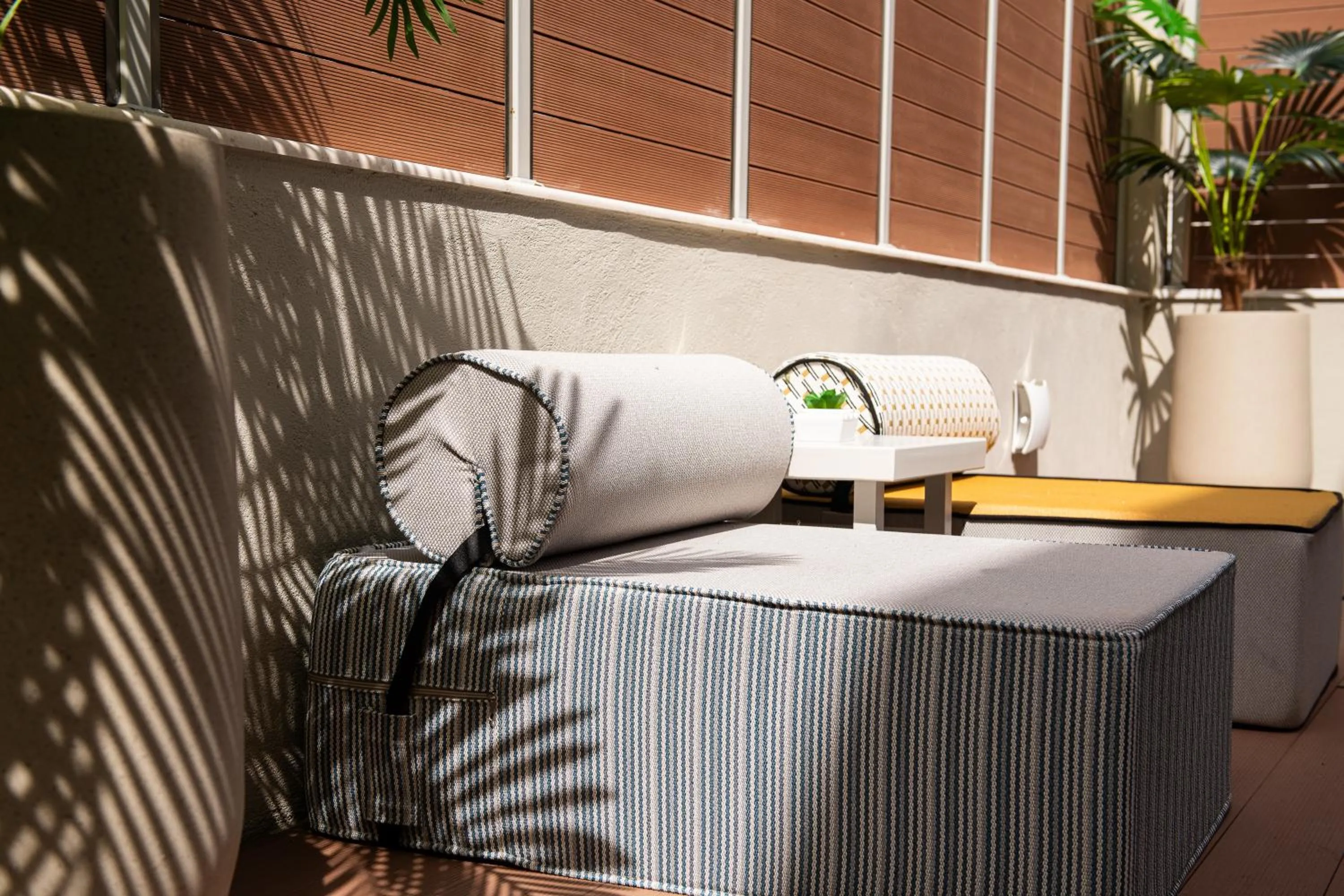 Area and facilities in ELLE Rooms & Suites