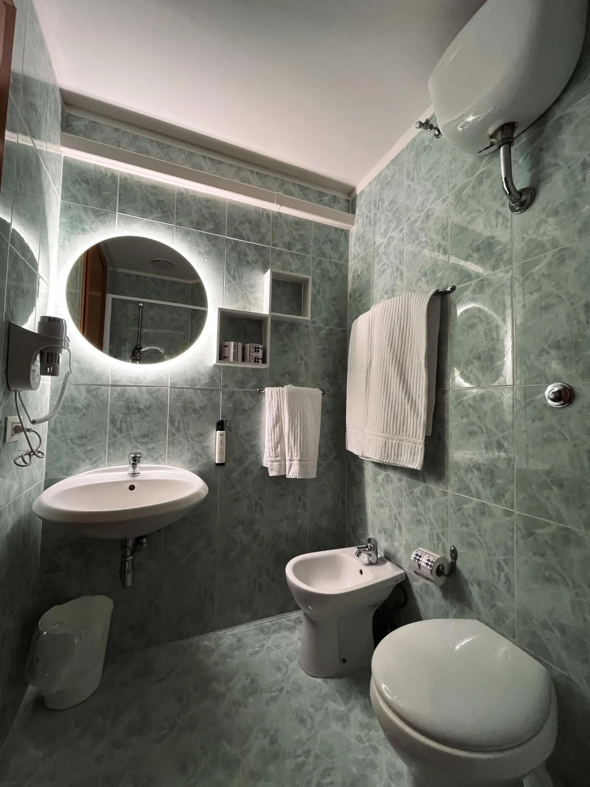 Bathroom in Hotel Anfiteatro Flavio