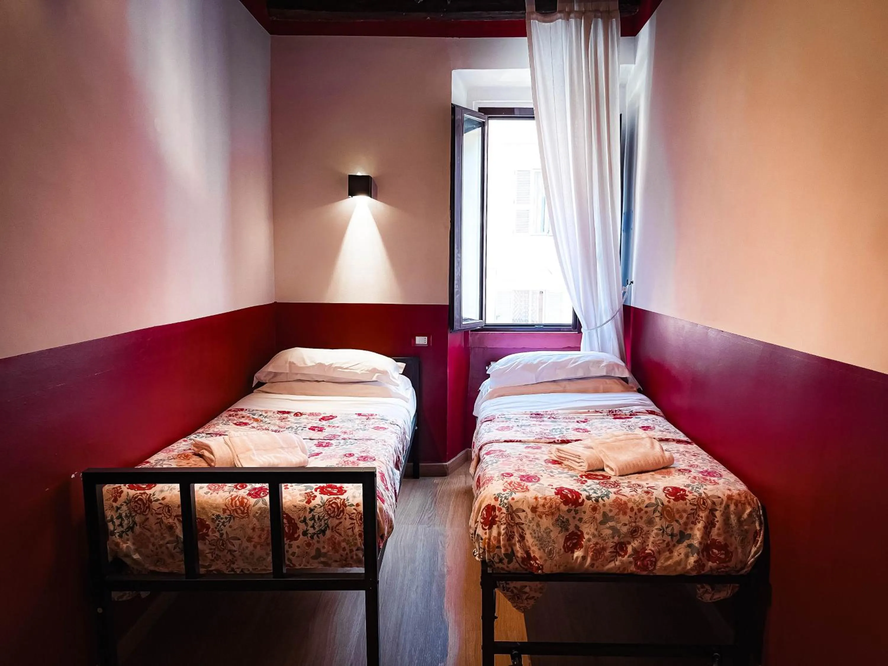 Bedroom, Bed in Hotel Anfiteatro Flavio