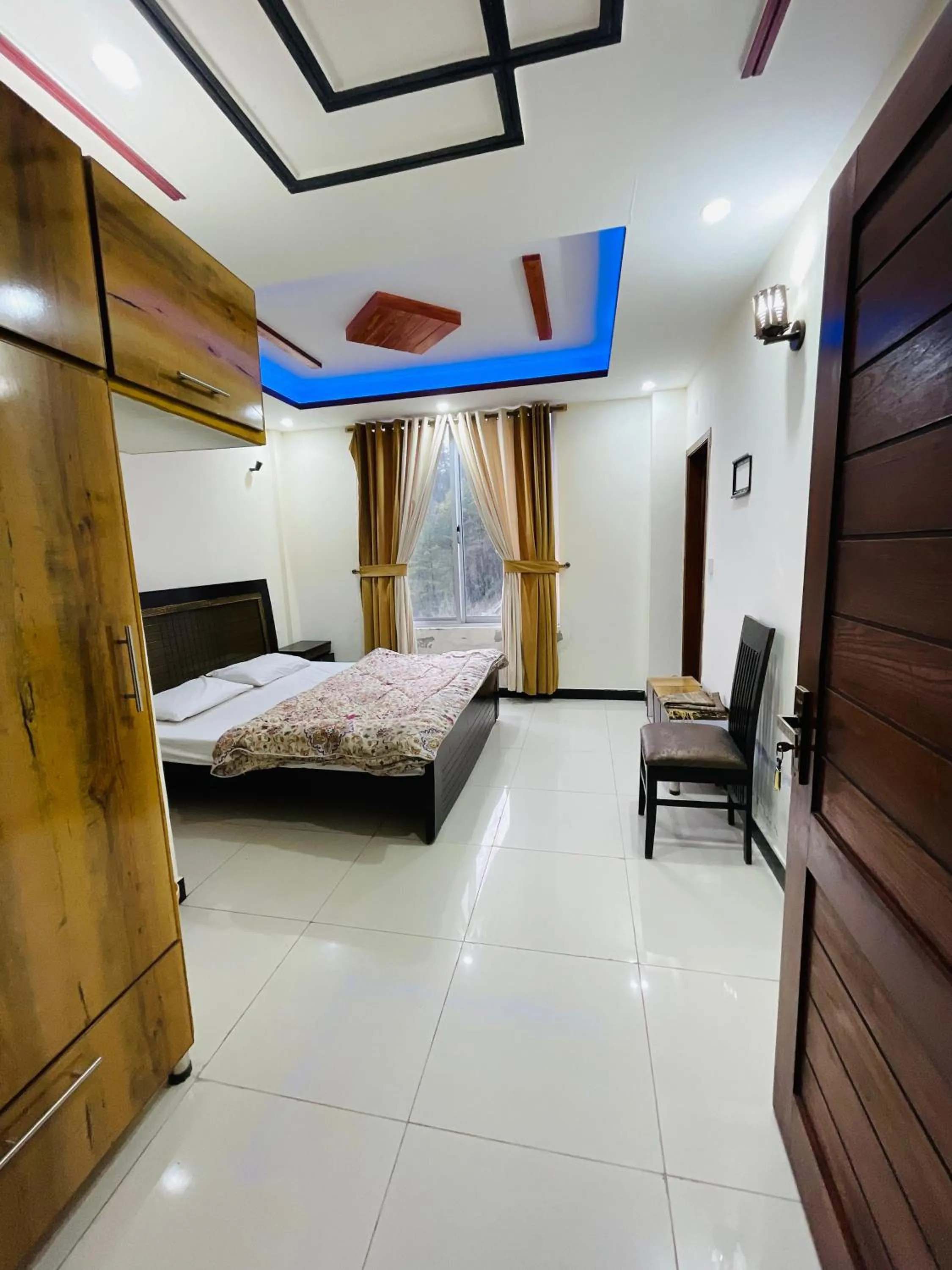 Bedroom, Bed in Paradise View Hotel & Restaurant