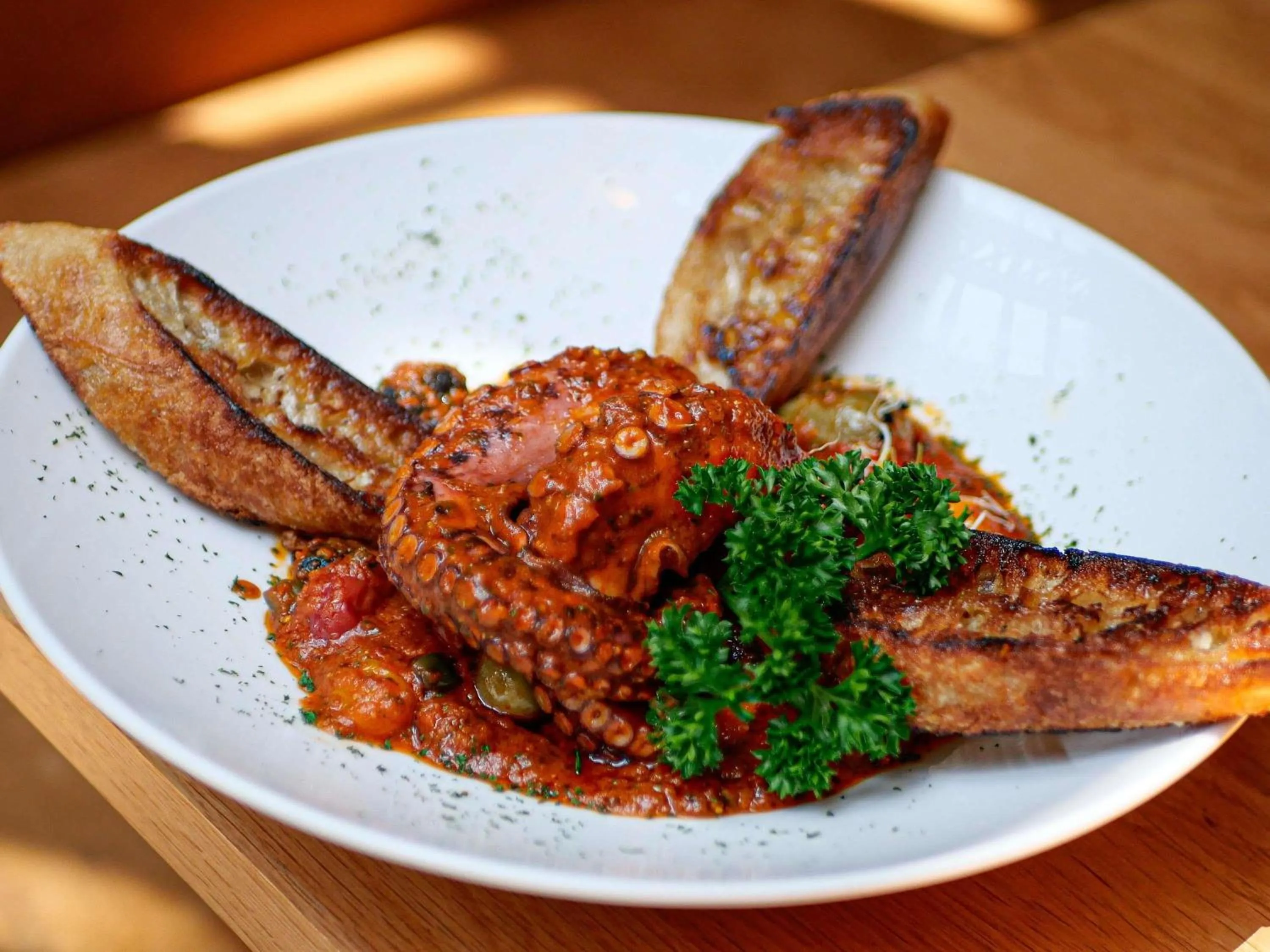 Restaurant/places to eat in Le Saint Gervais Hotel & Spa Handwritten Collection