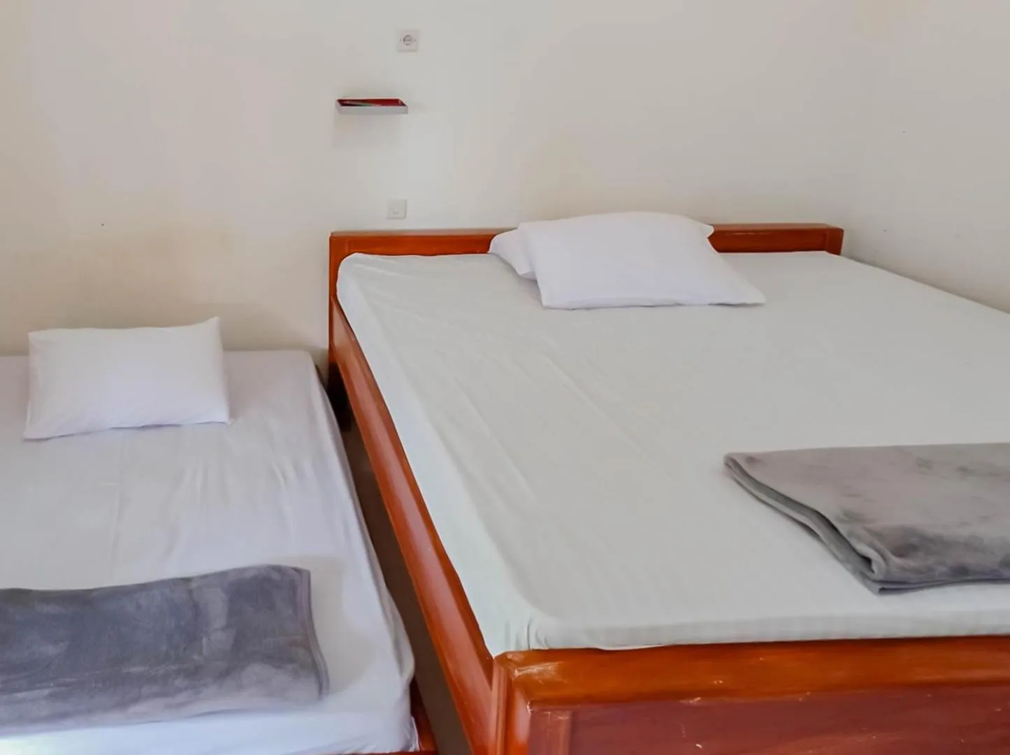 Bedroom, Bed in Penginapan Al Firdausi Syariah Mitra RedDoorz