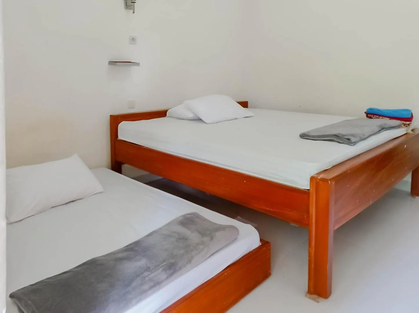 Bedroom, Bed in Penginapan Al Firdausi Syariah Mitra RedDoorz