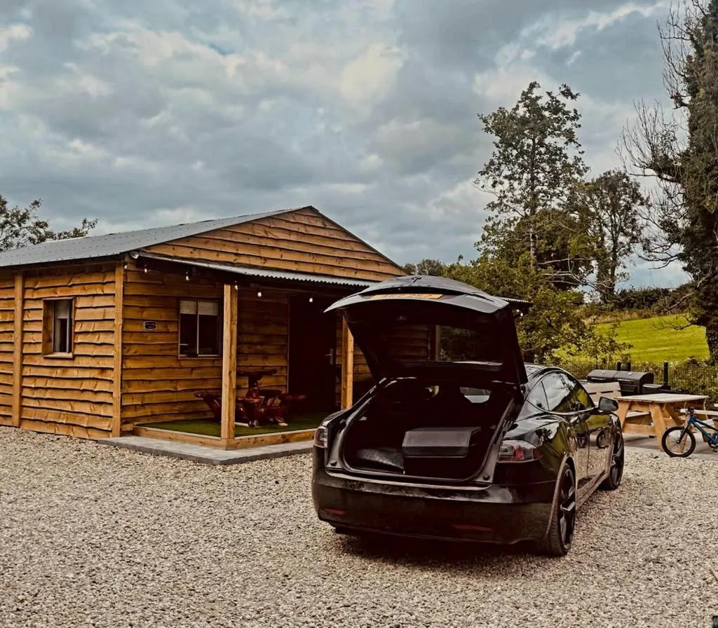 Entertainment in Walsh's Mill Lodges & Linen House