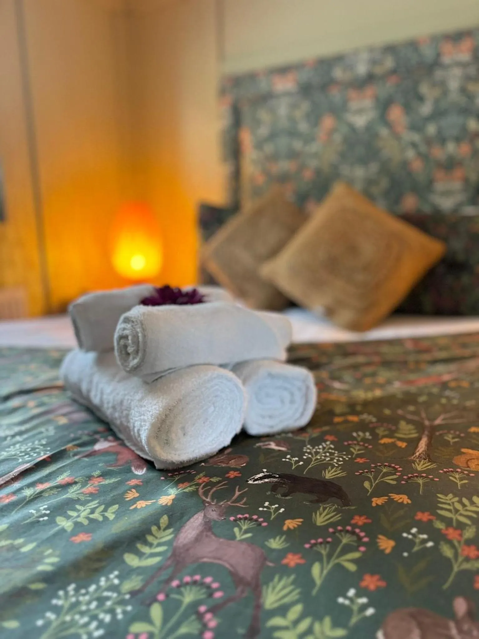 Bed in Walsh's Mill Lodges & Linen House