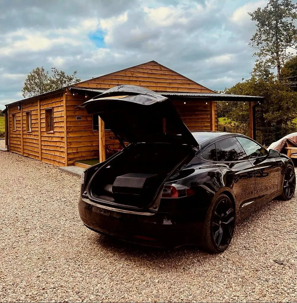 Day in Walsh's Mill Lodges & Linen House