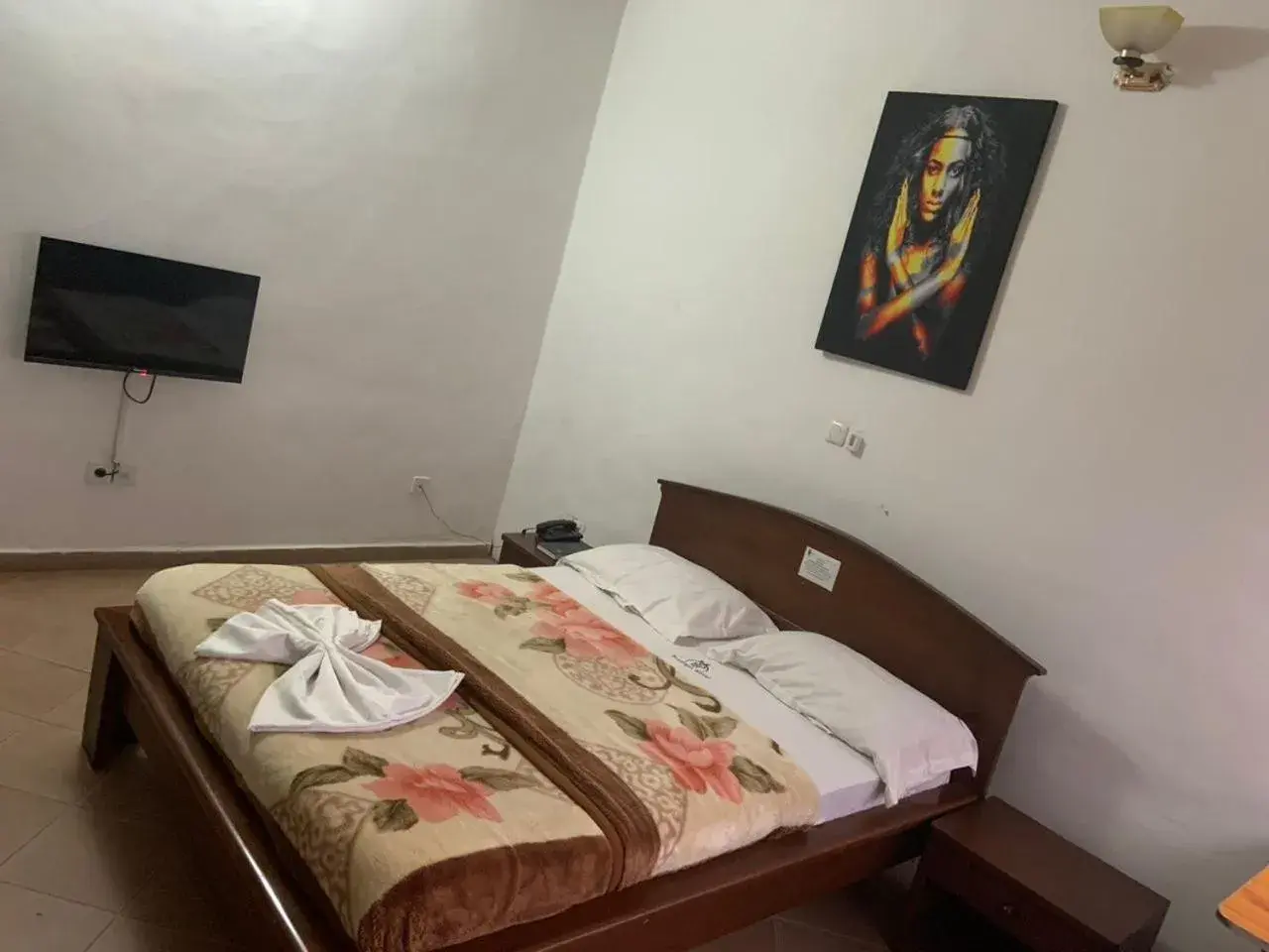 Double Room - Disability Access in Prodiges Hôtel Double Room - Disability Access in Prodiges Hôtel