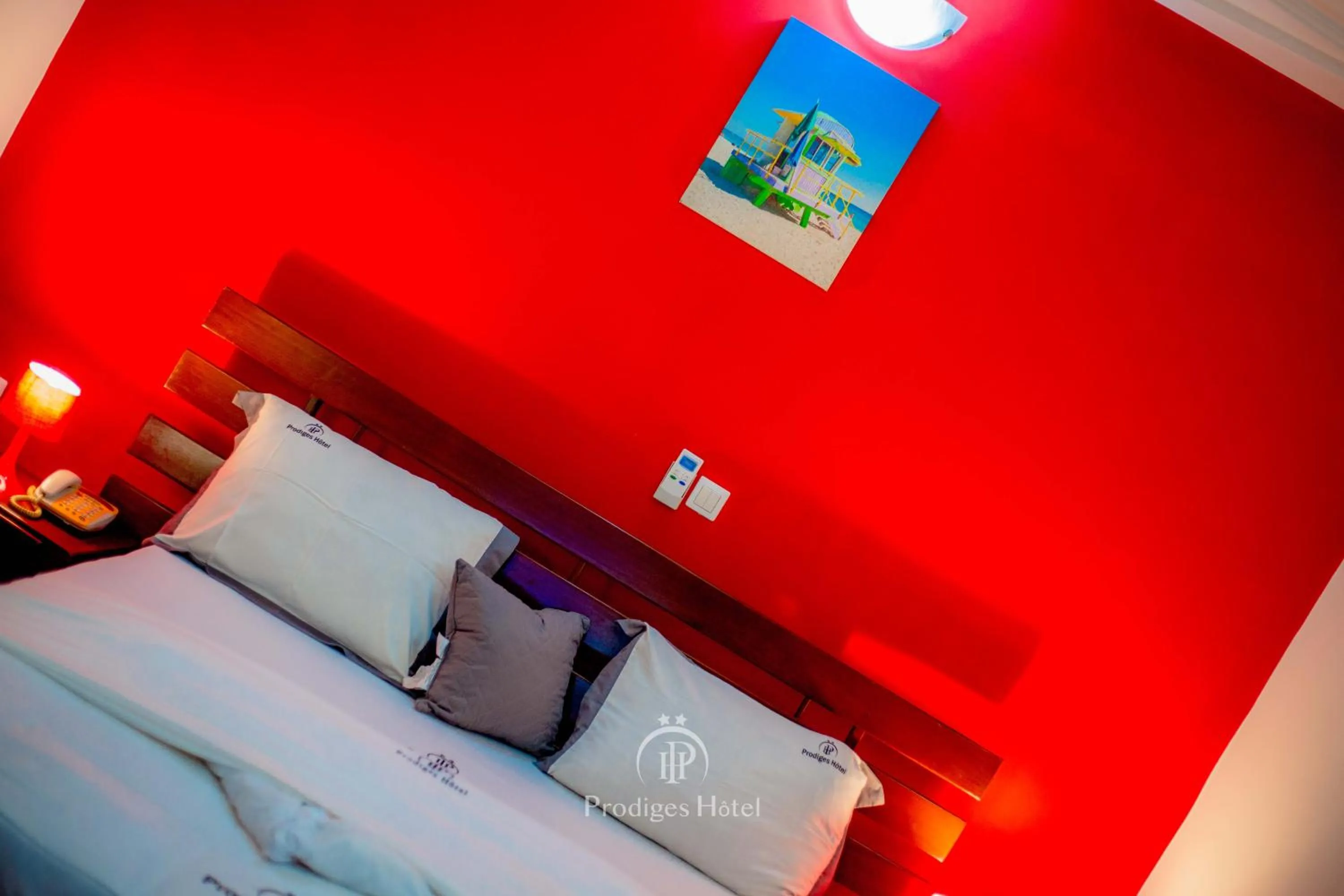 Bed in Prodiges Hôtel