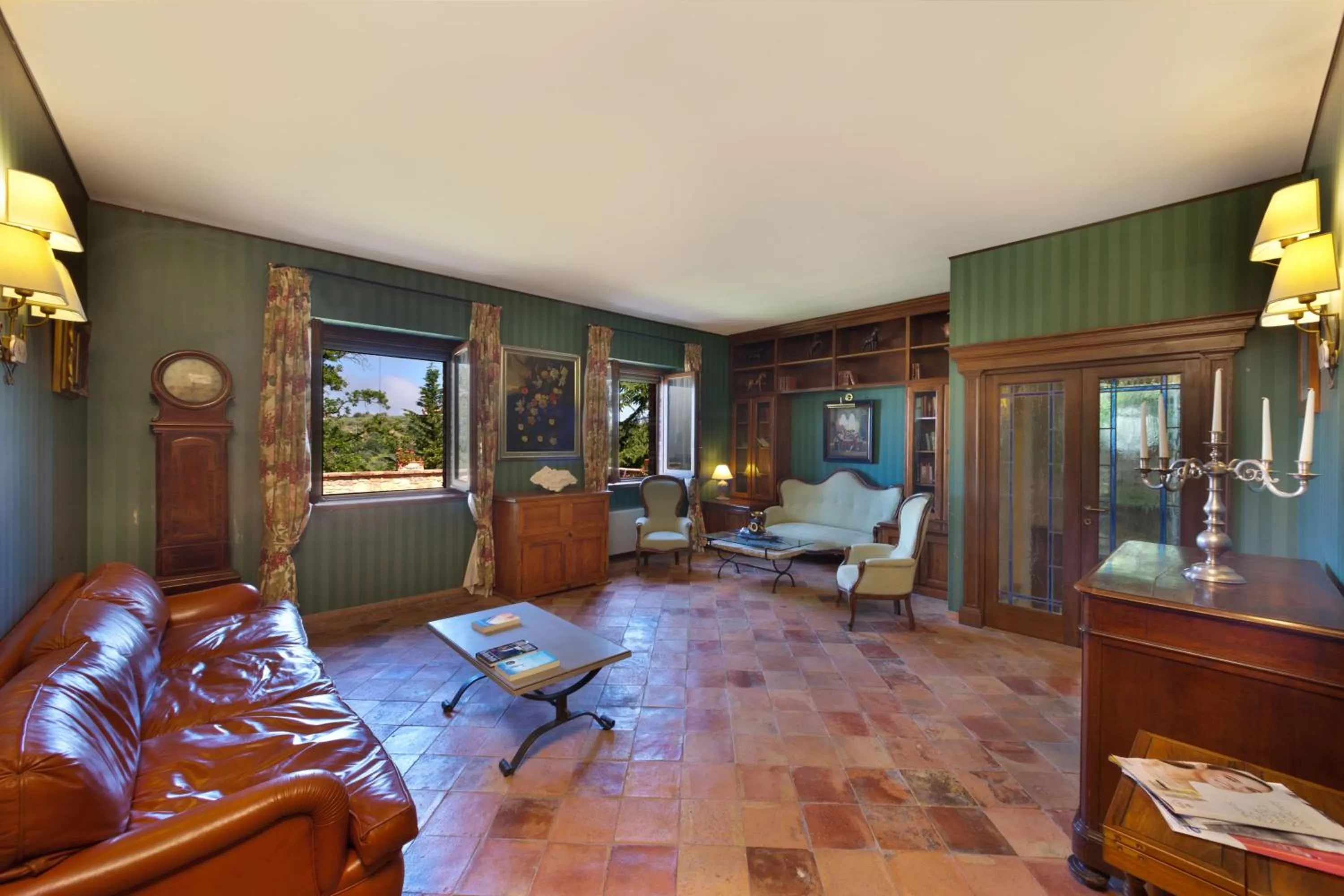 Communal lounge/ TV room in Relais Il Canalicchio Country Resort & SPA