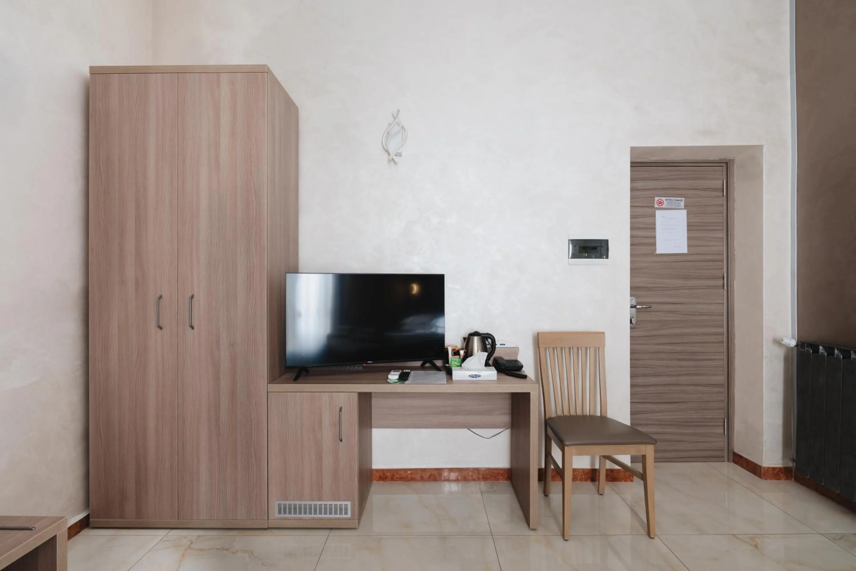 wardrobe in Hotel Centro Cavour Roma