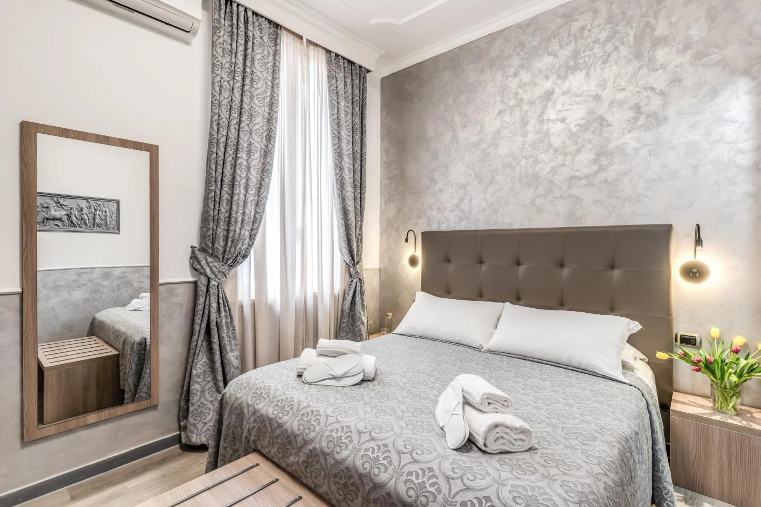 Bed in Hotel Centro Cavour Roma