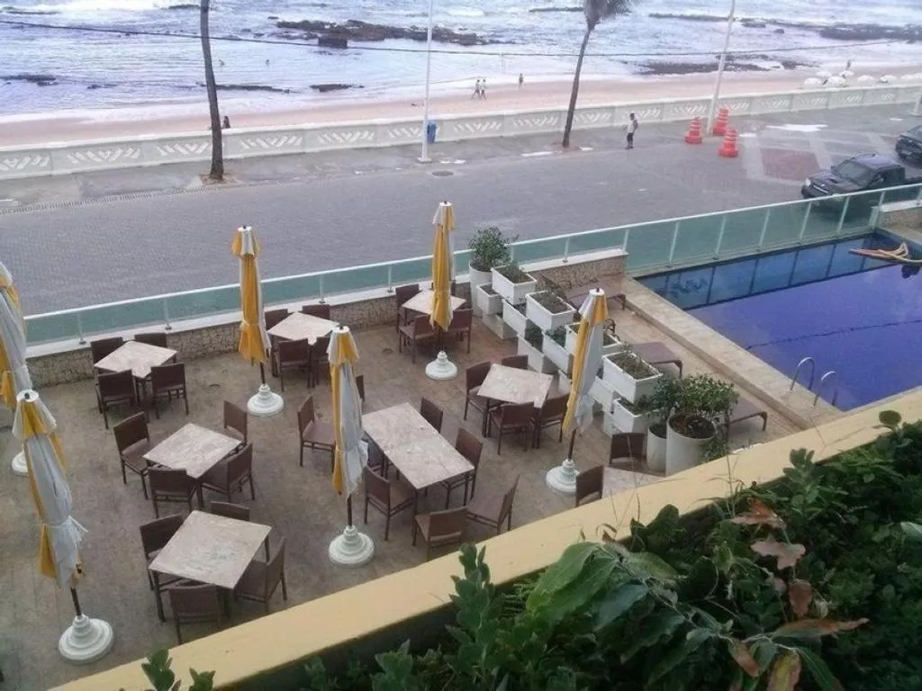 Neighbourhood in Bahia Flat, Apt 320