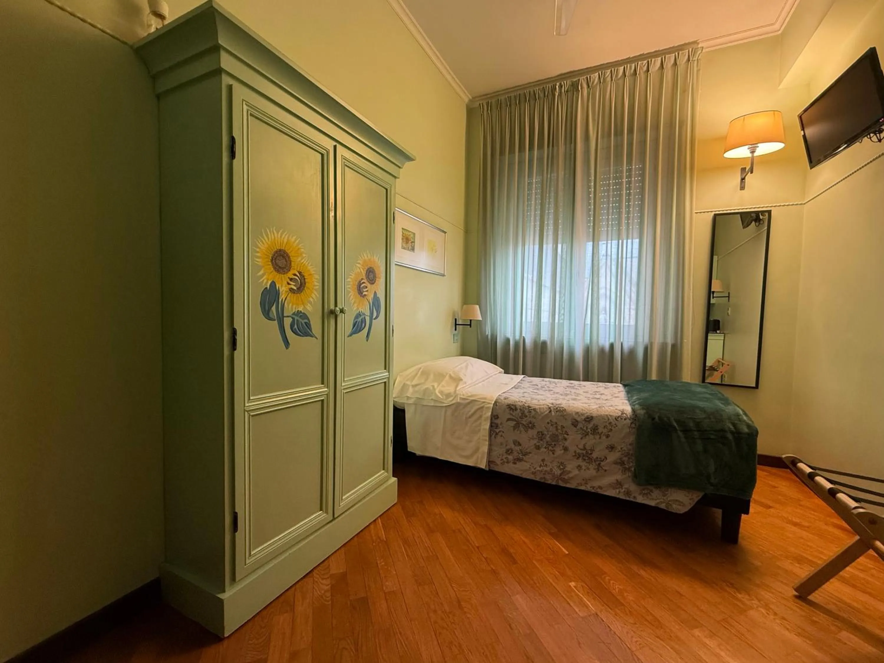 Bed in Lilium Boutique Hotel