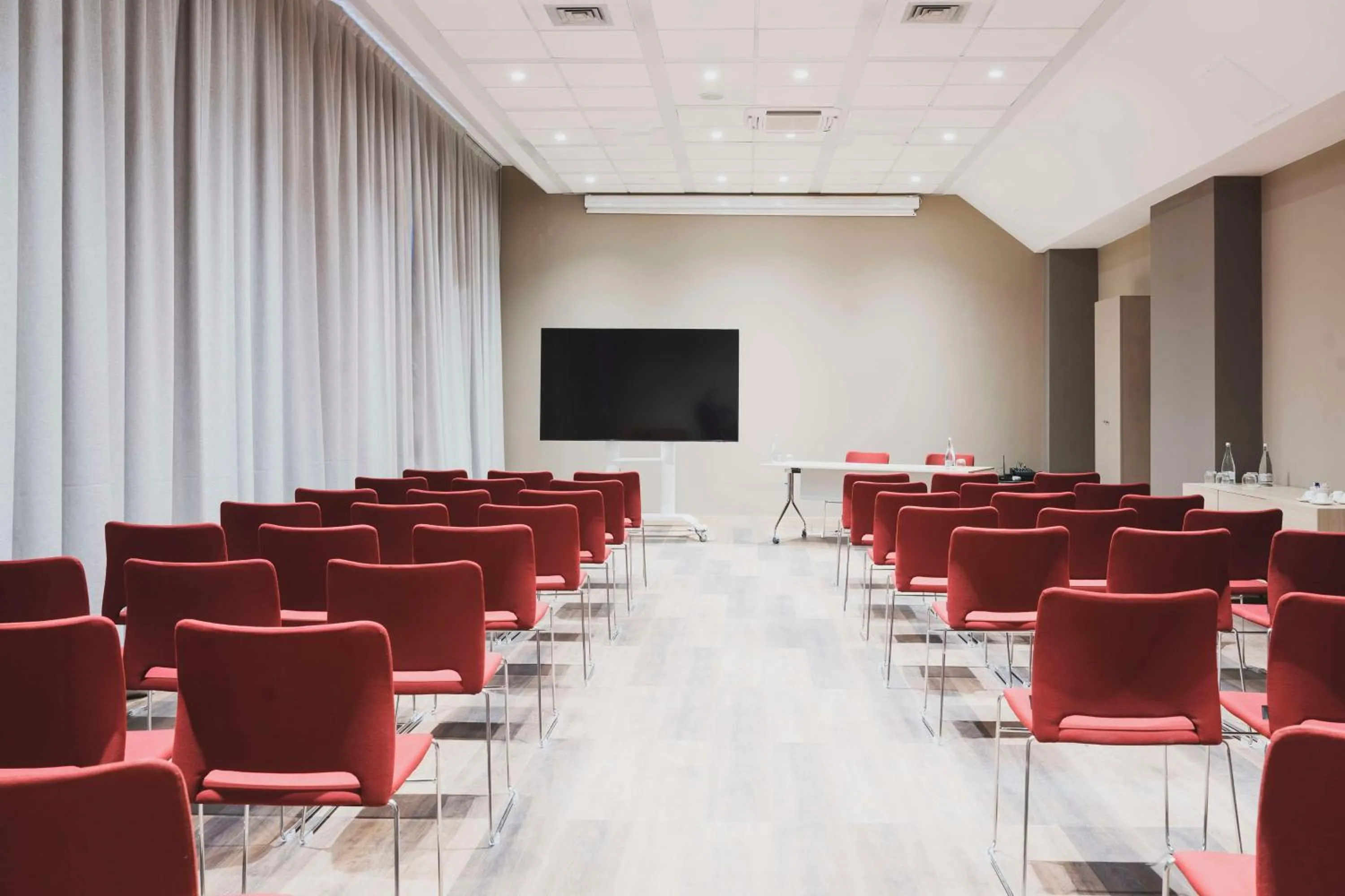 Meeting/conference room in Hilton Garden Inn Bologna North