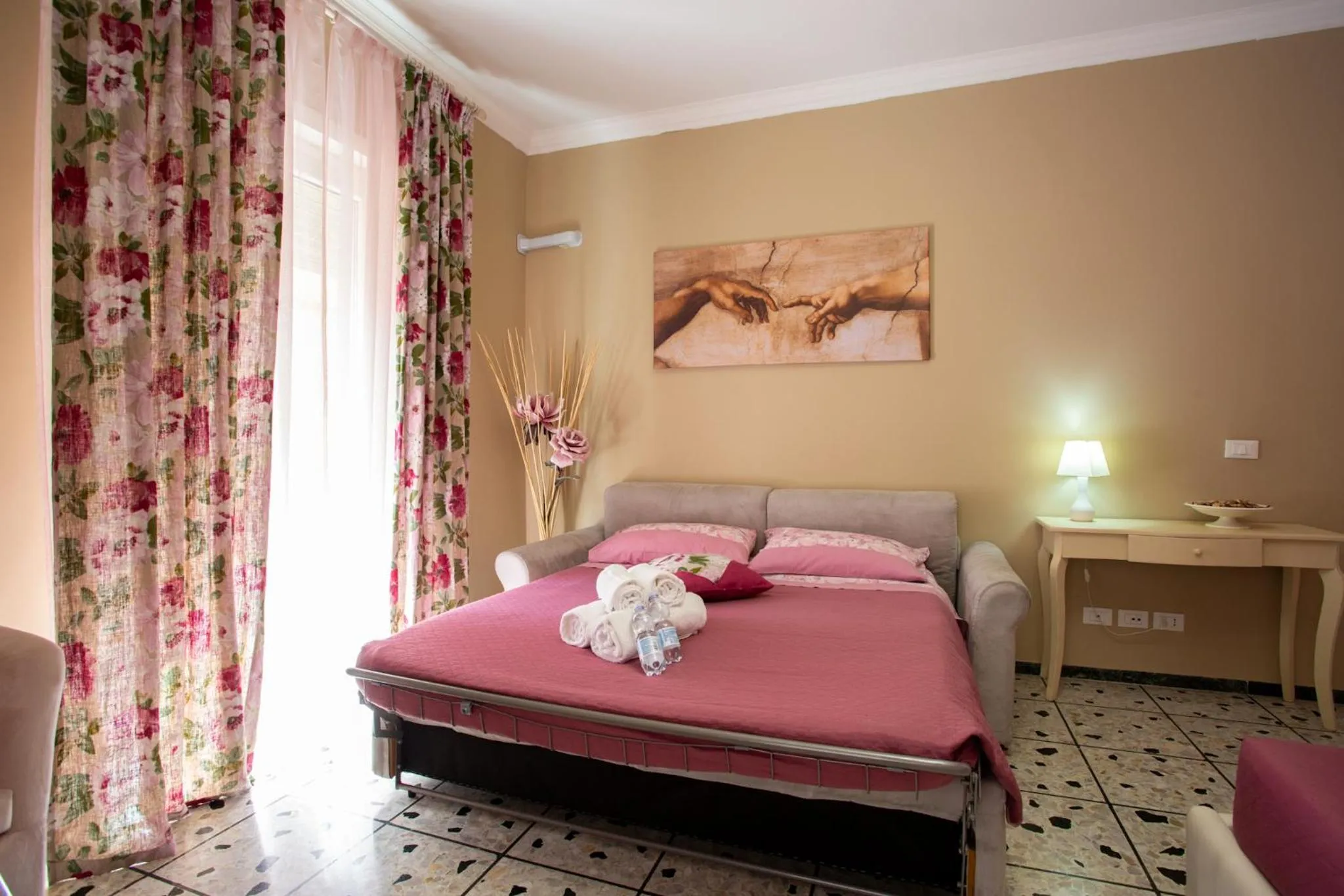 People, Bed in Vatican Station