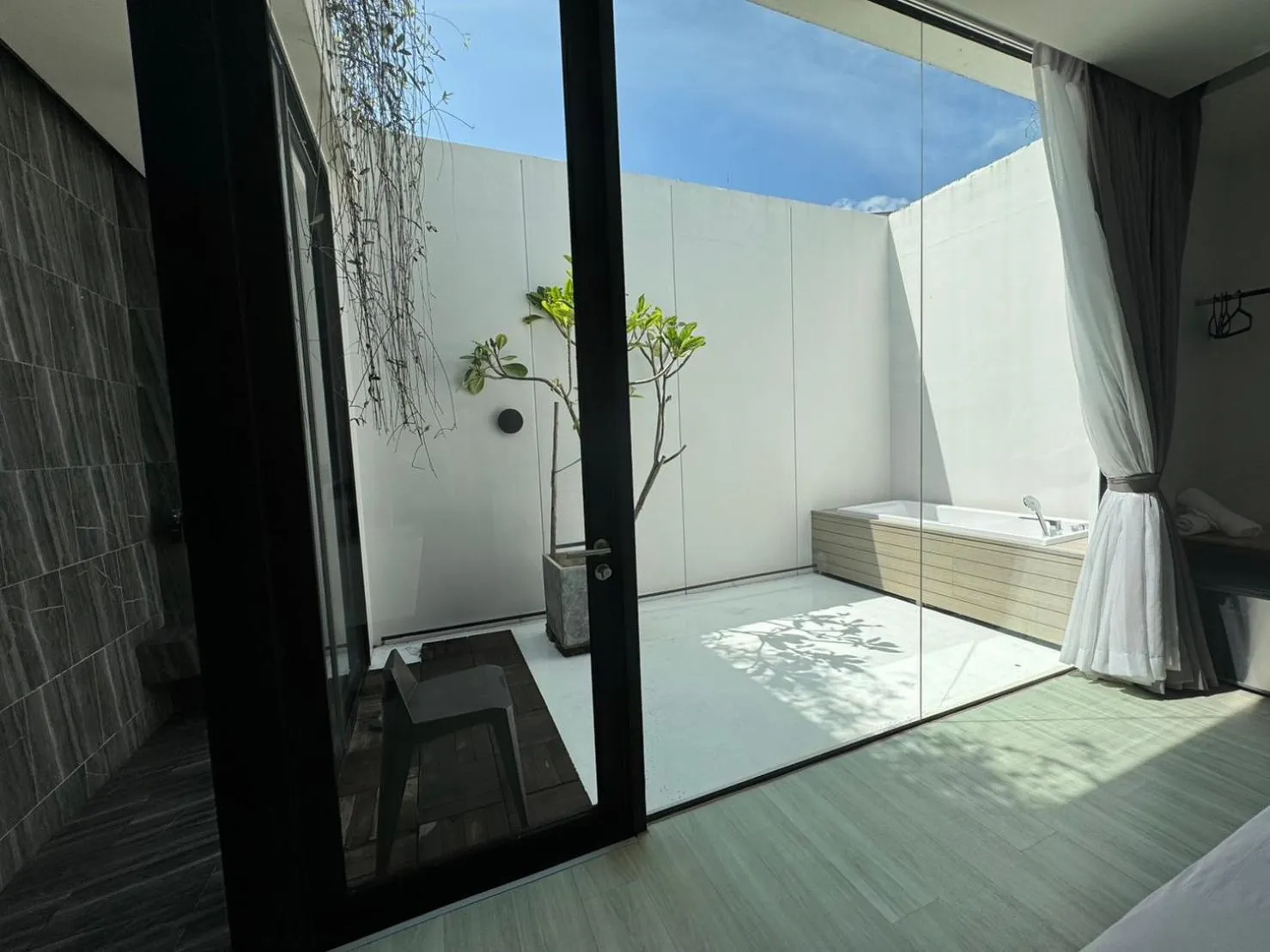 Bedroom, Bed in INNLUXPHUKET