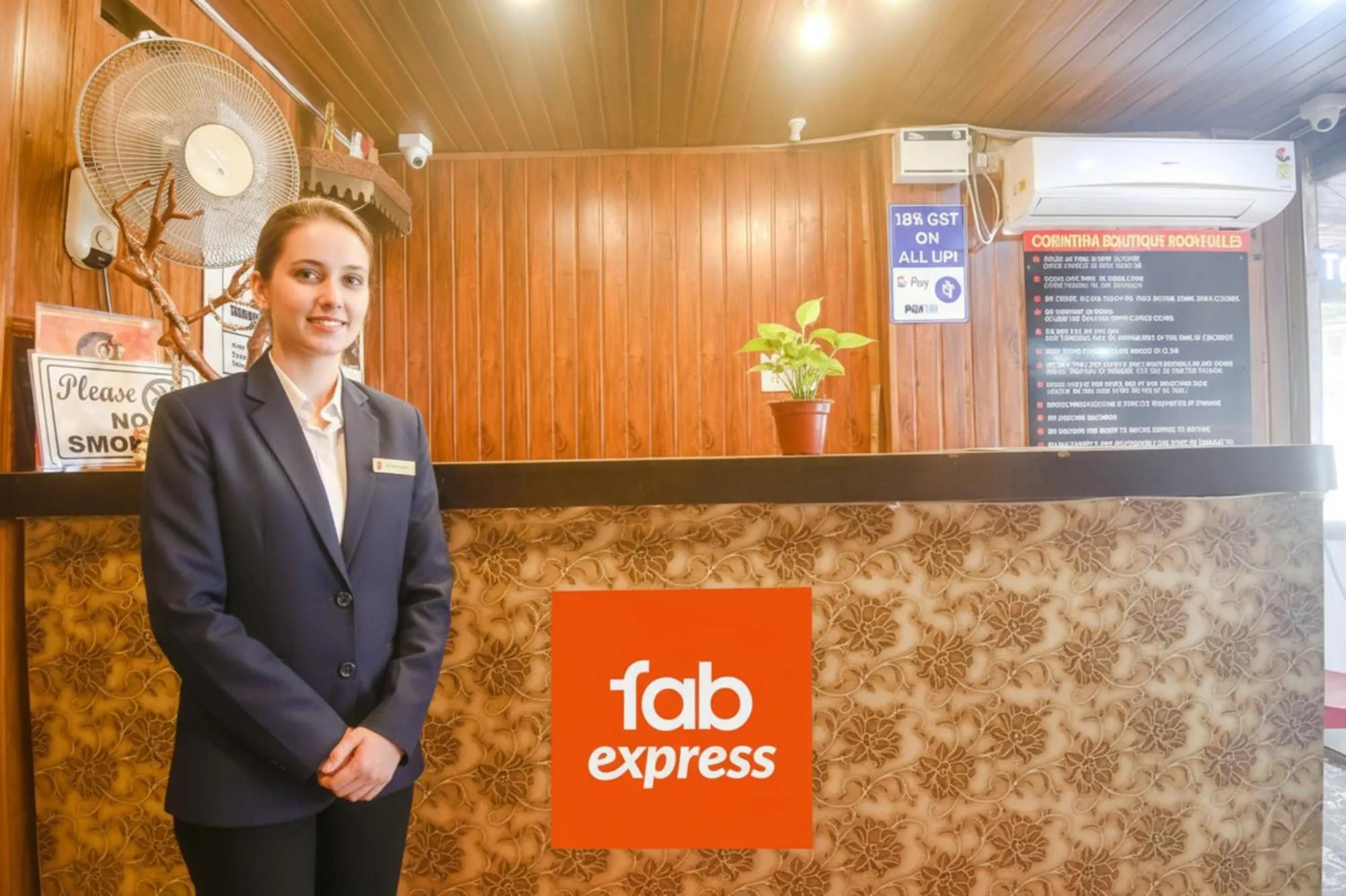 Lobby or reception in Via Corinthia Boutique Rooms - Nr Candolim Beach