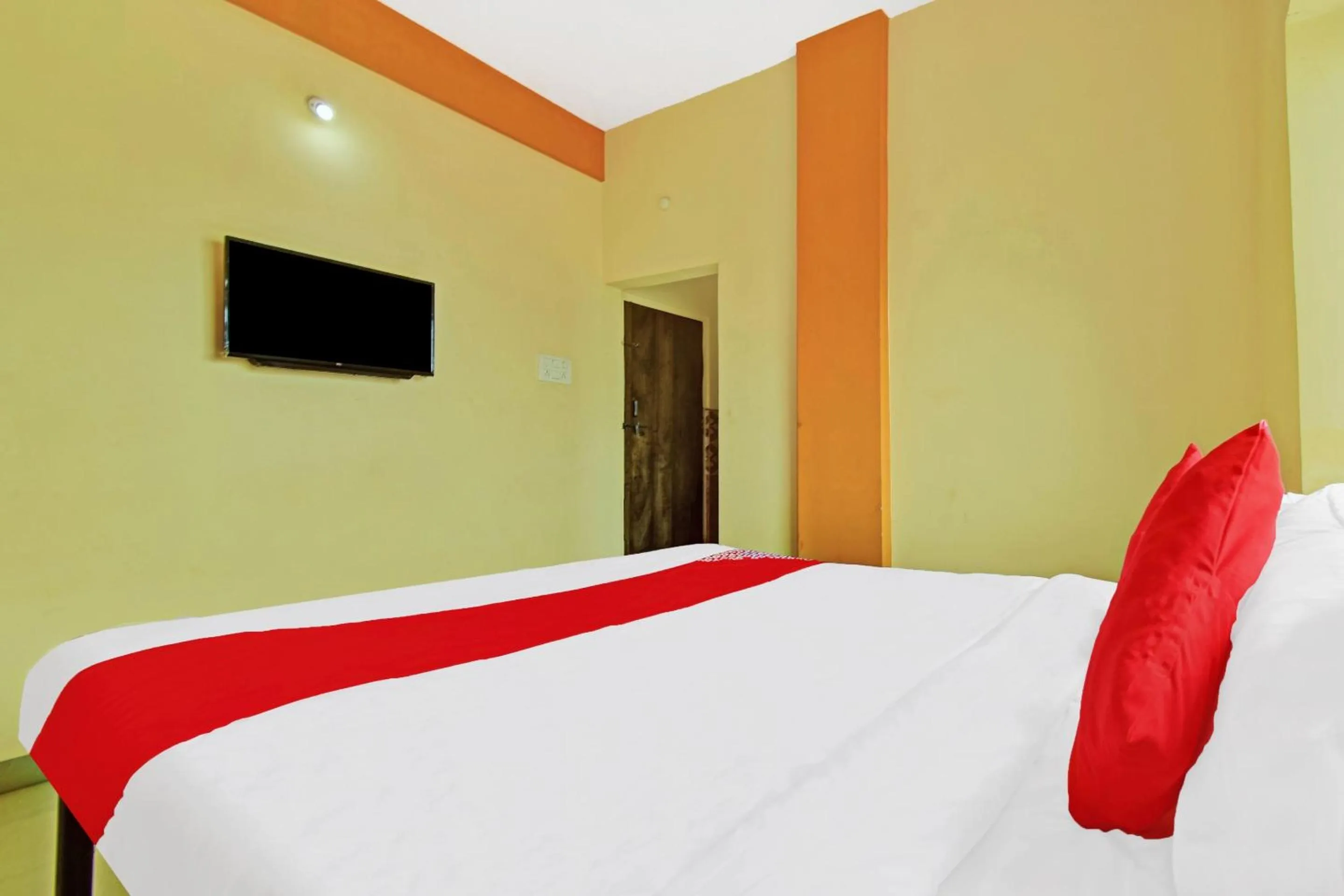 Bedroom in Hotel O Golden Key