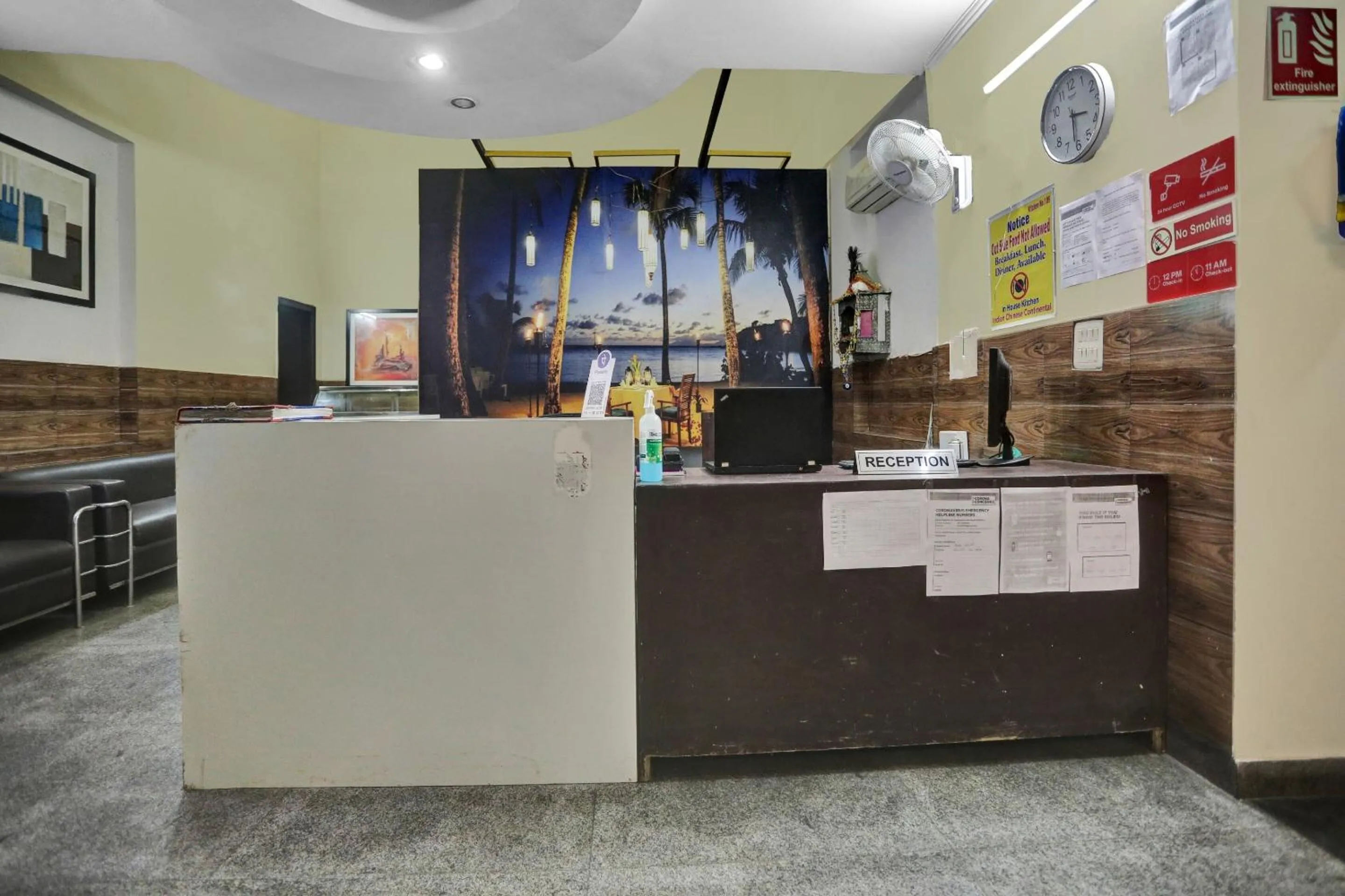 Lobby or reception in Townhouse Happy Keys Near Iskcon Temple Noida