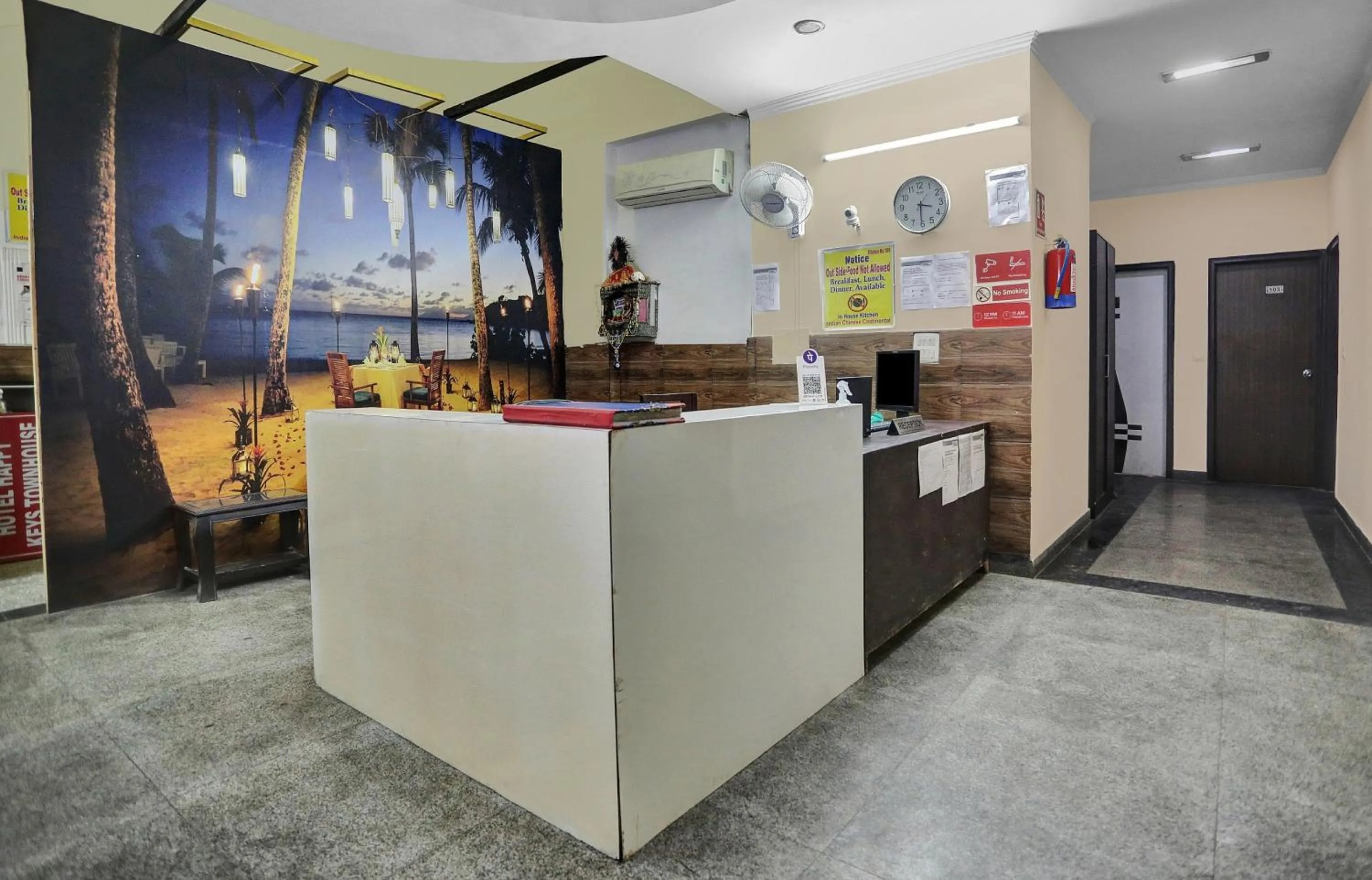 Lobby or reception in Townhouse Happy Keys Near Iskcon Temple Noida
