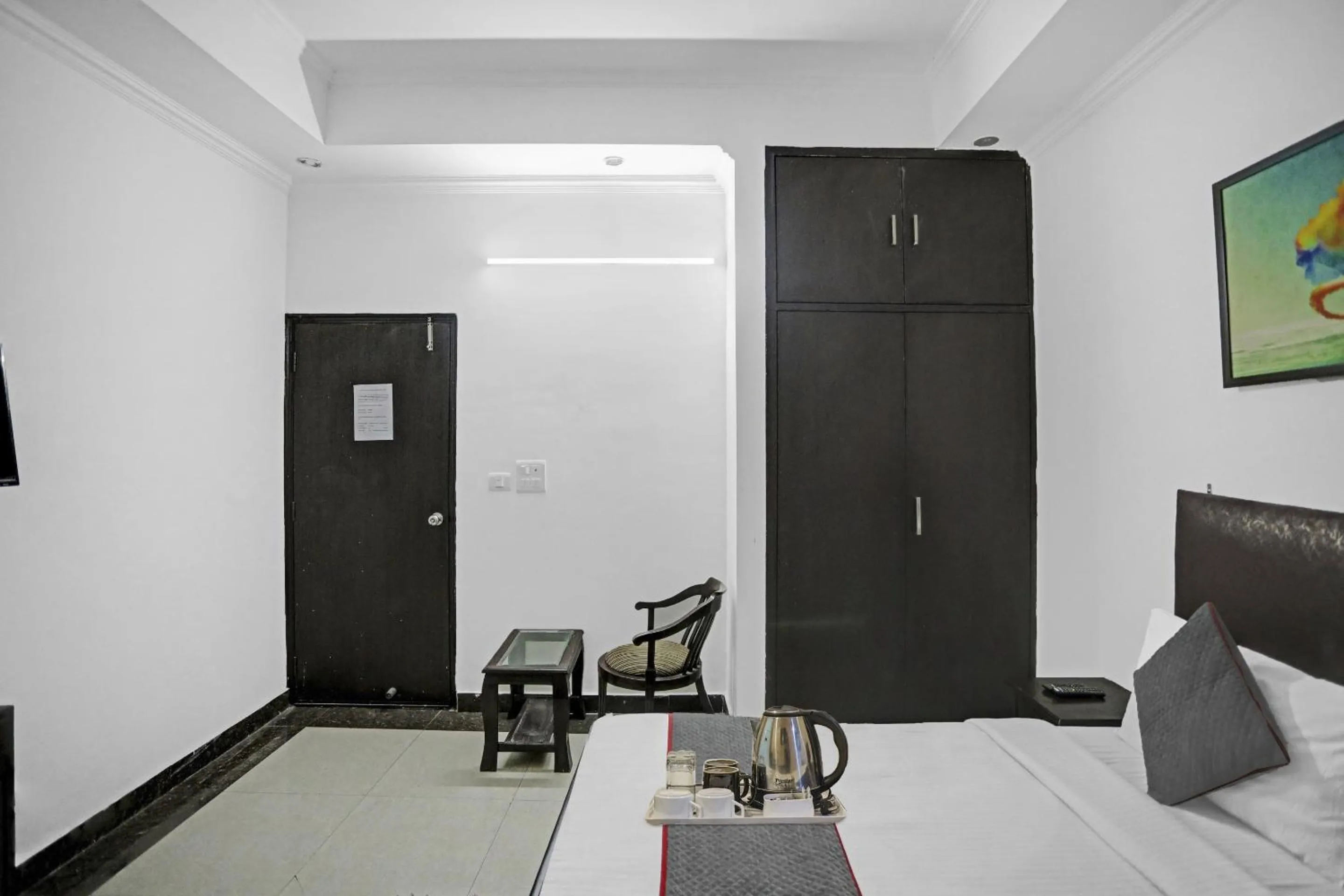 Bedroom in Townhouse Happy Keys Near Iskcon Temple Noida