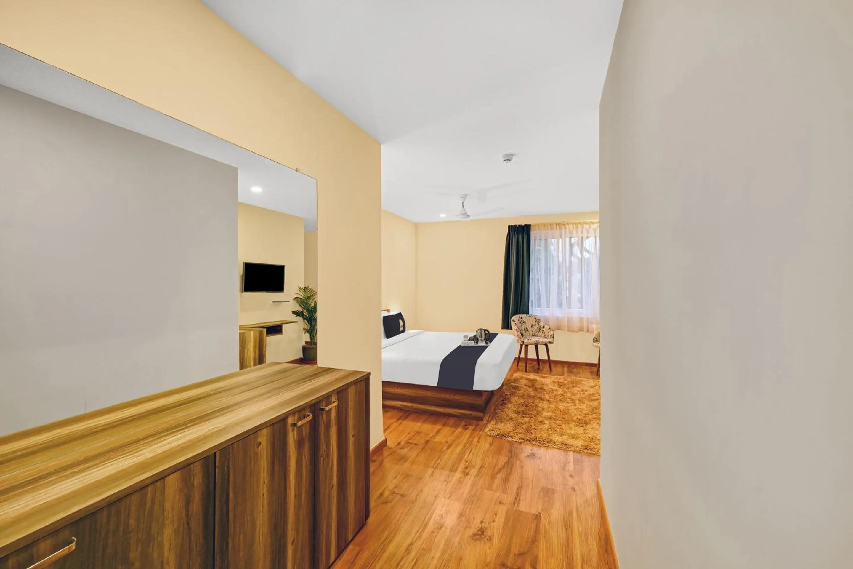 Bedroom in Townhouse OAK Hillside Aqua