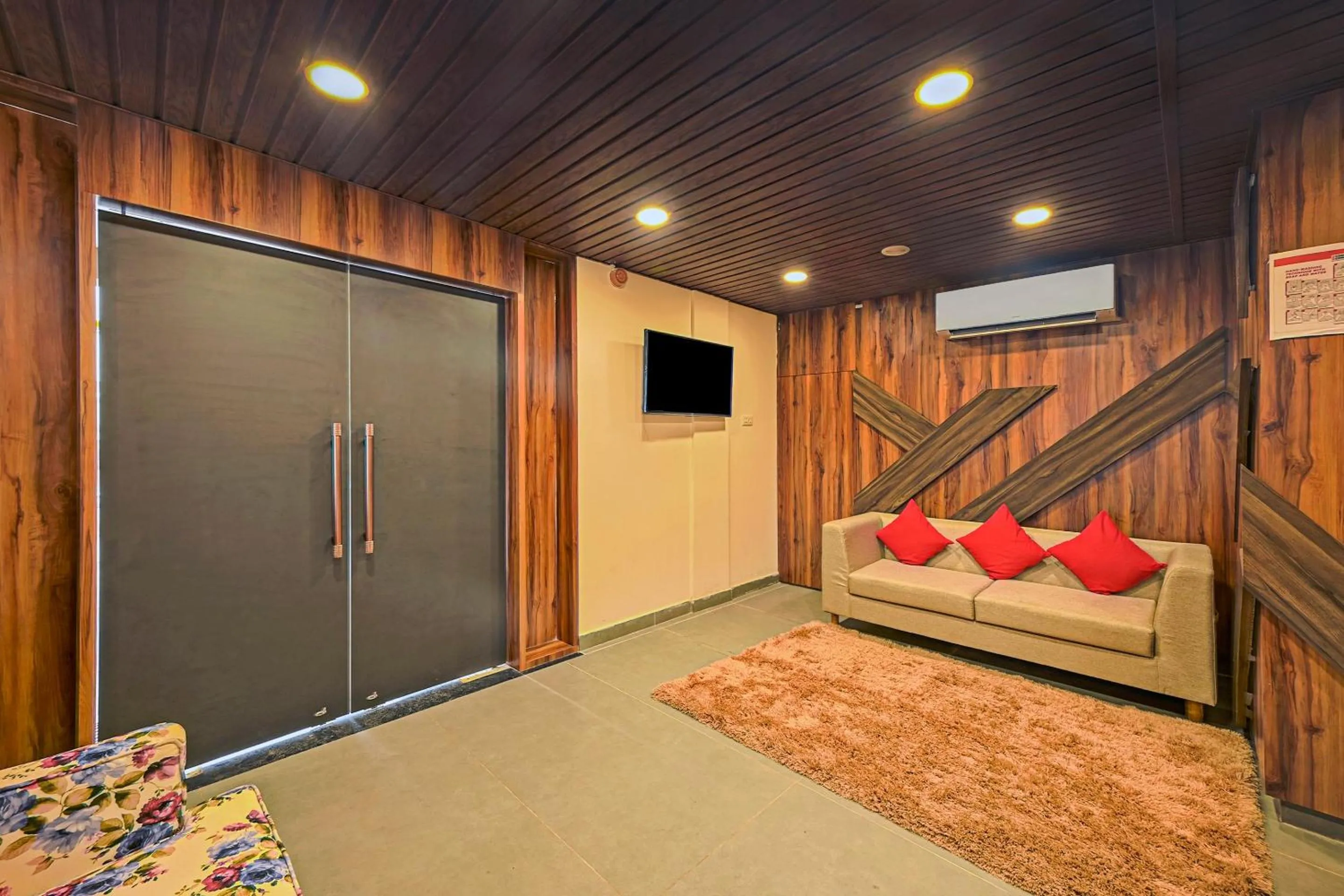 Lobby or reception in Townhouse OAK Hillside Aqua