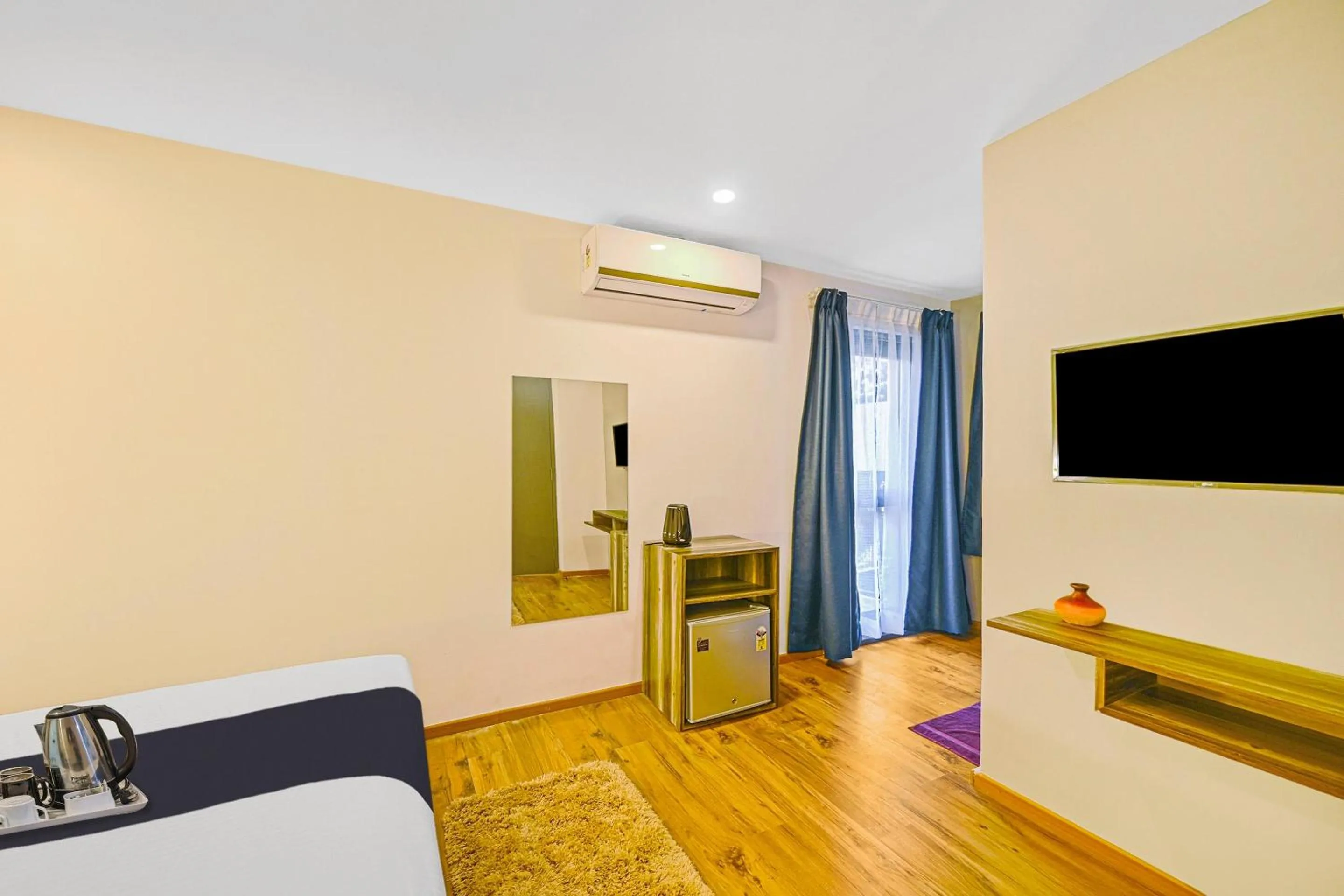 Bedroom in Townhouse OAK Hillside Aqua