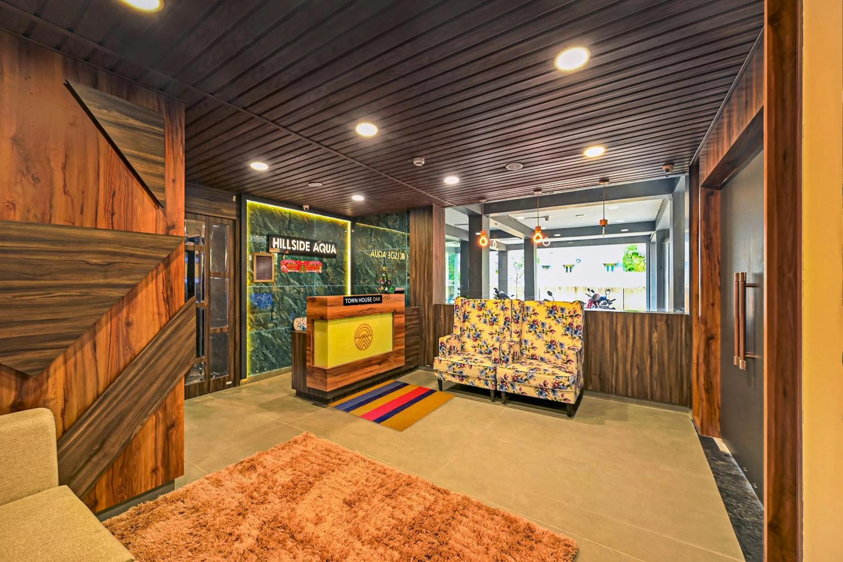 Lobby or reception in Townhouse OAK Hillside Aqua