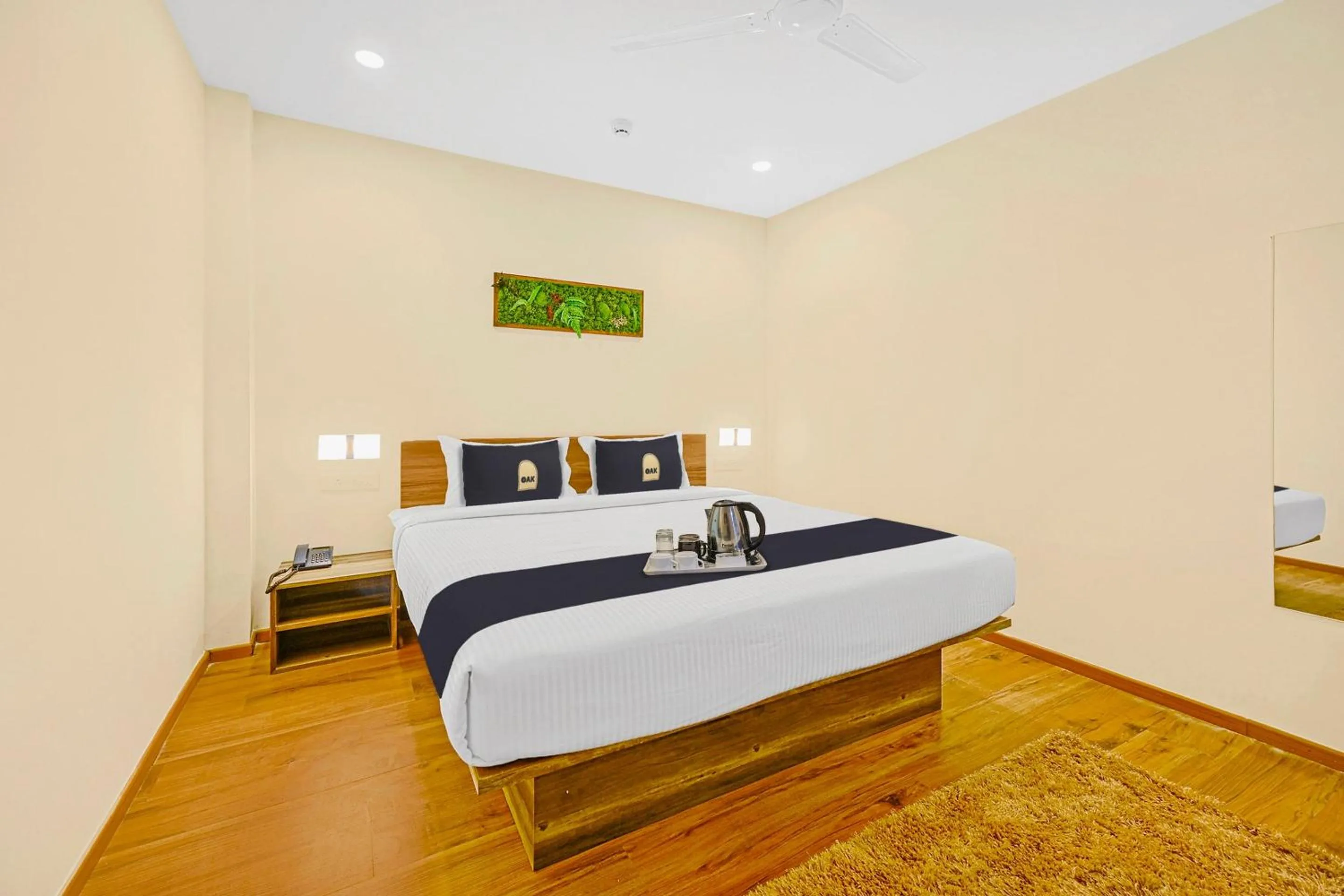 Bedroom in Townhouse OAK Hillside Aqua