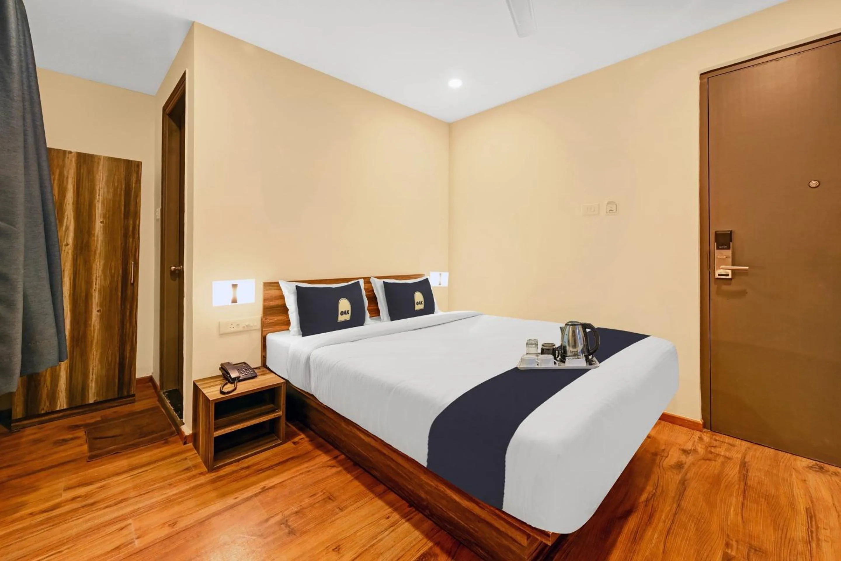 Bedroom in Townhouse OAK Hillside Aqua