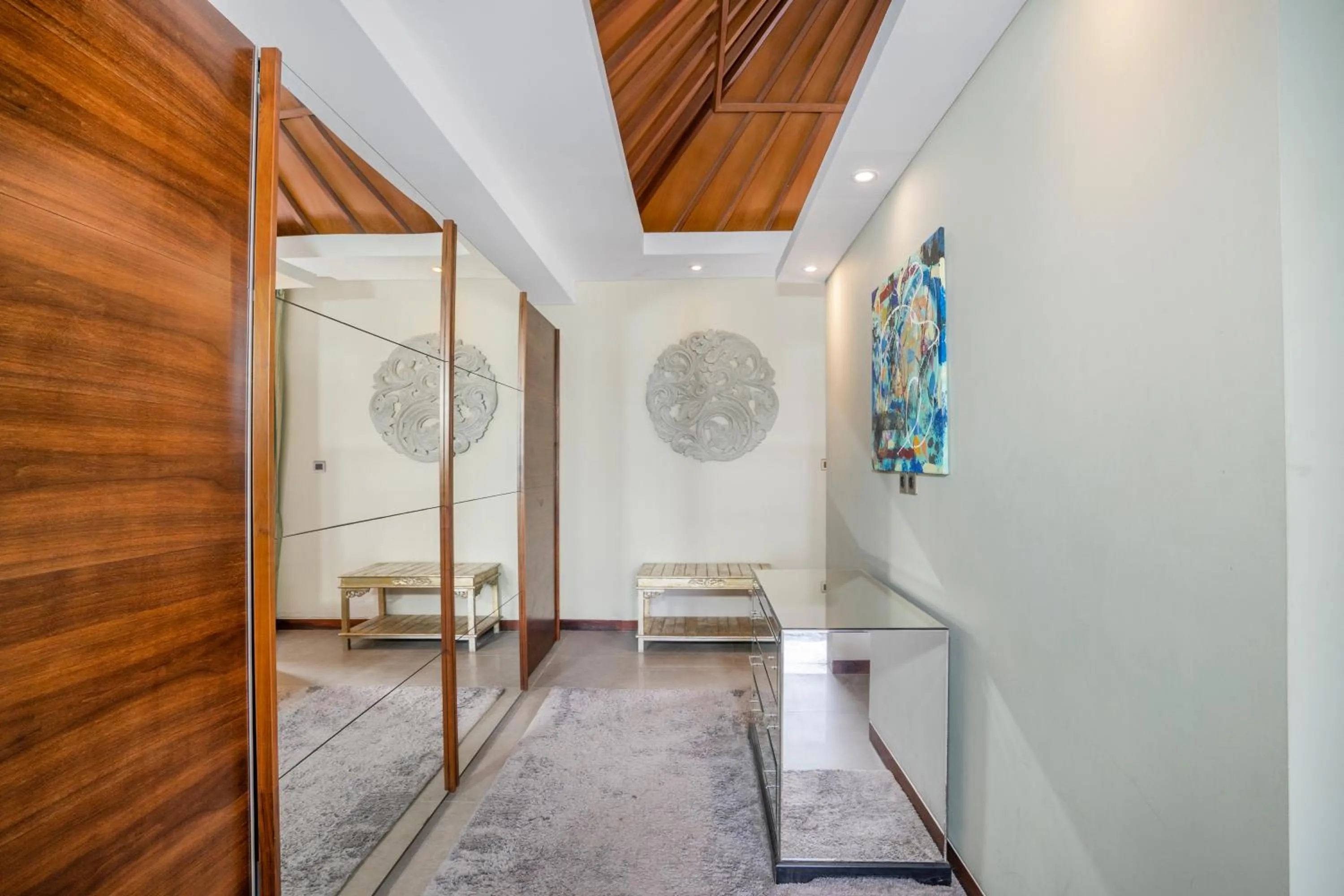 wardrobe in Neo Buana Villa by Betterplace